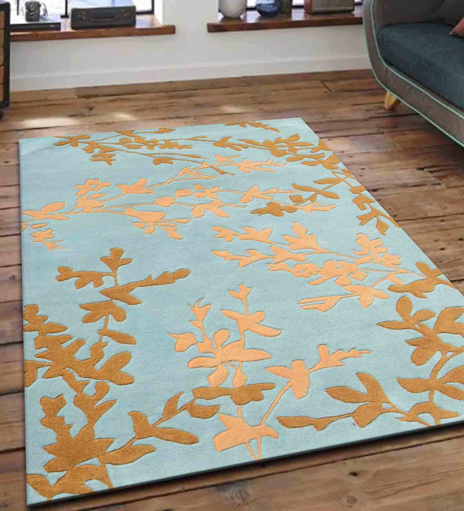 Blue Floral Wool 5 ft x 7 ft Hand Tufted Carpet