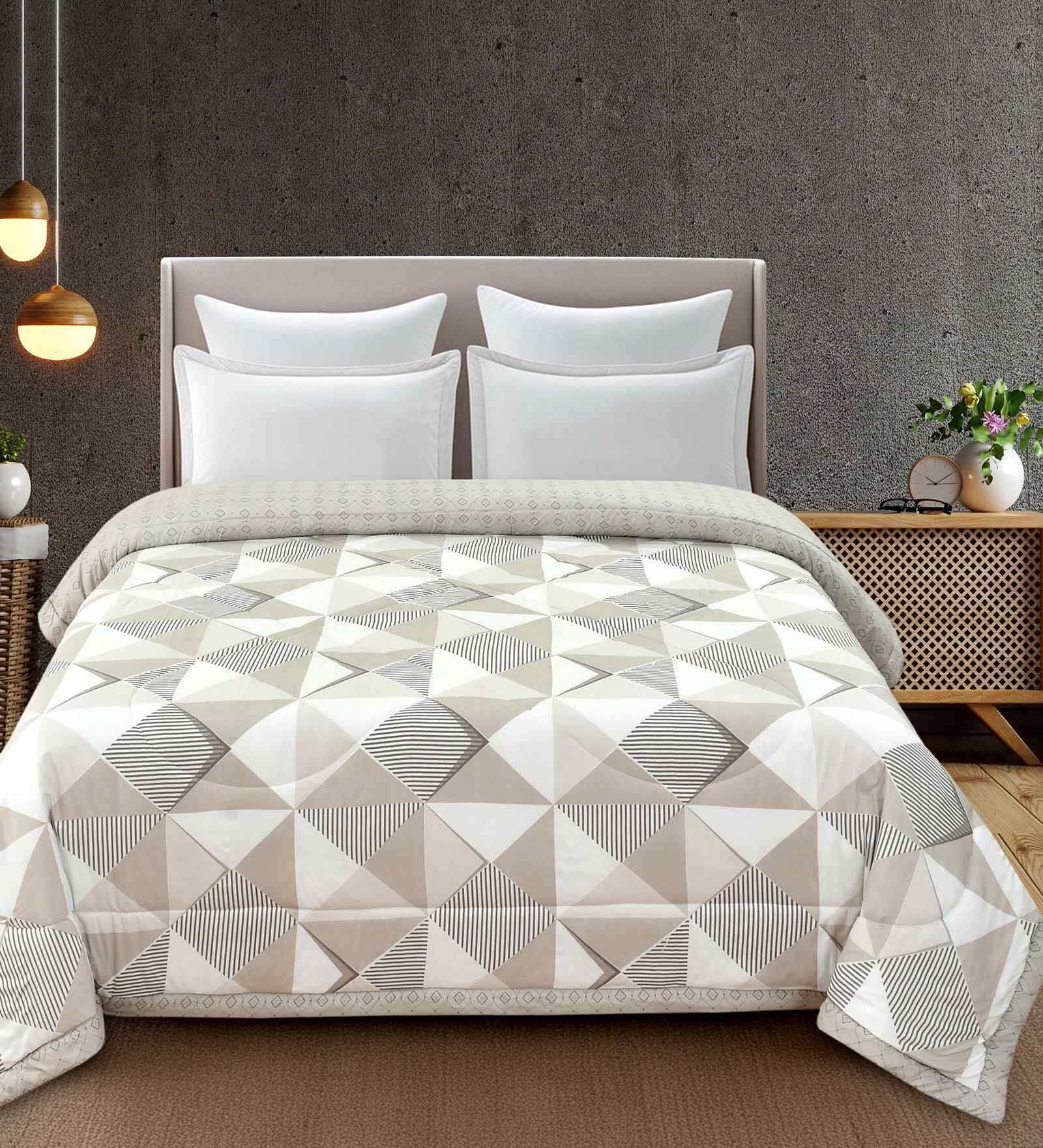Florida 180 GSM Geometric Reversible All Season AC Comforter / Blanket / Quilt (Tan, 220x240 CM)
