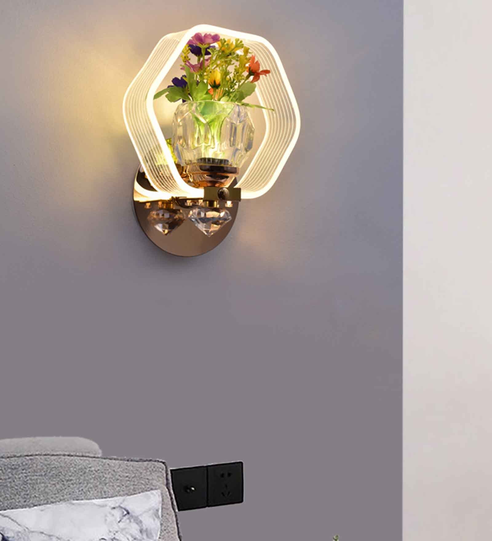 FlowerLove Acrylic Novelty Wall Light (Multicolour)