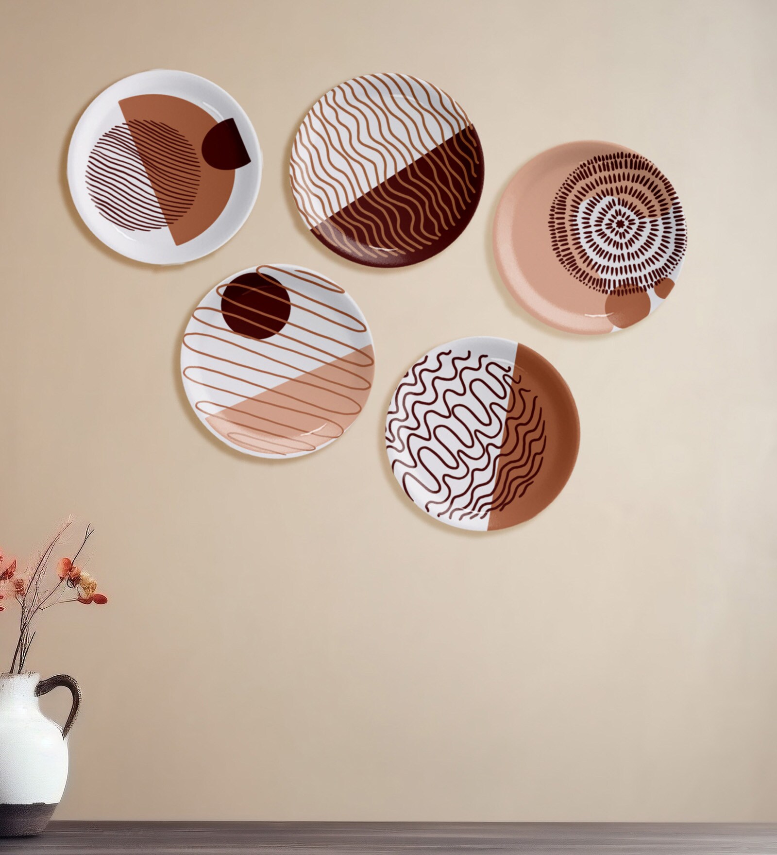 Fluid Forms in Sand Tones Wall Plate