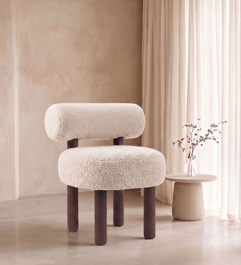 Fleuffin Cozy Lounge Chair In Cream Colour