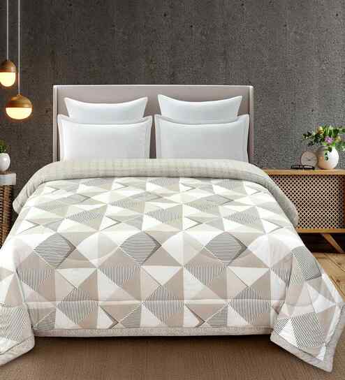 Florida 180 GSM Geometric Reversible All Season AC Comforter / Blanket / Quilt (Tan, 220x240 CM)