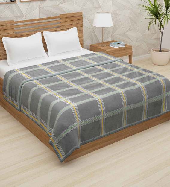 pepperfry blankets
