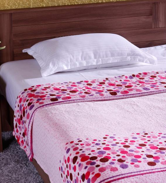 pepperfry blankets