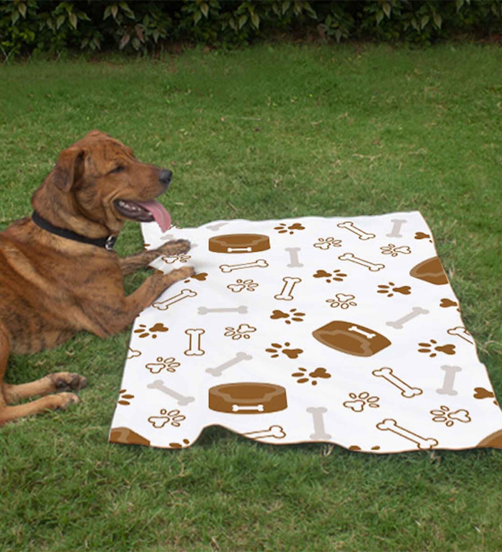 Footprint- Large White & Brown Fabric Dog Blanket