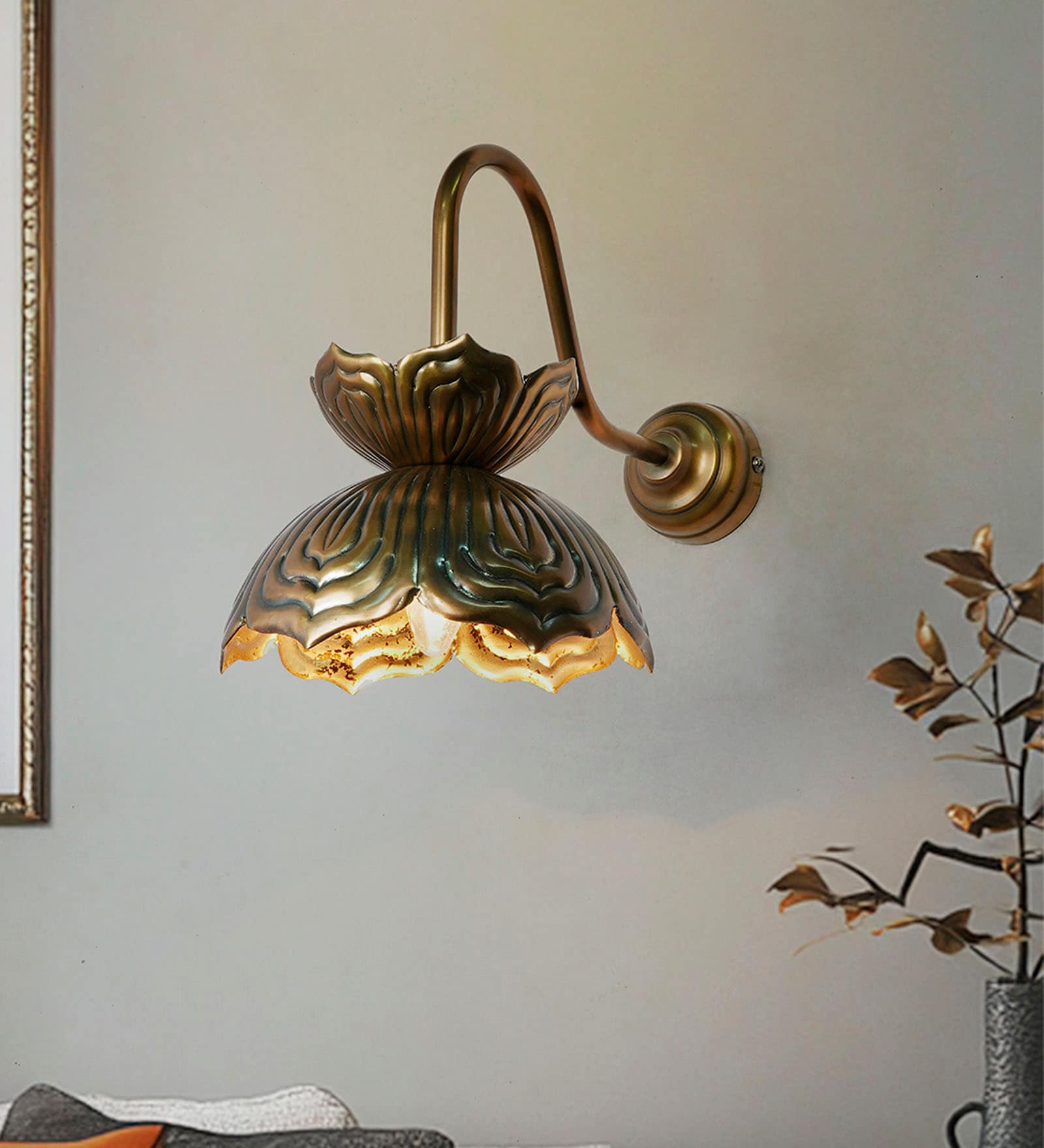 Fos Lighitng Auspicious Renge Lotus Wall Lamp