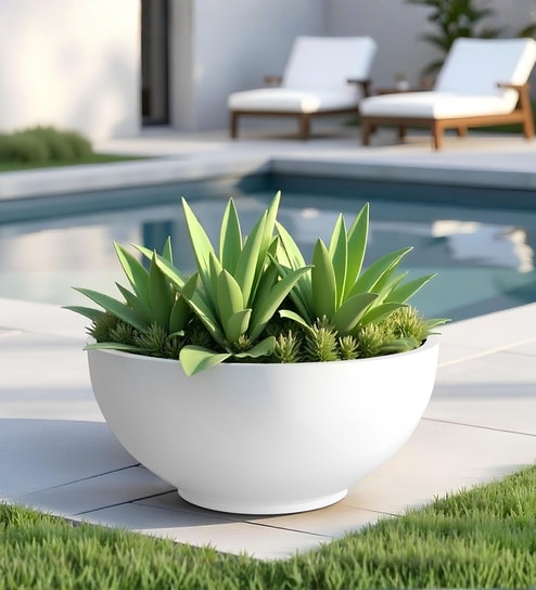 White German Polymer Round Planter Ktr 24 Inch