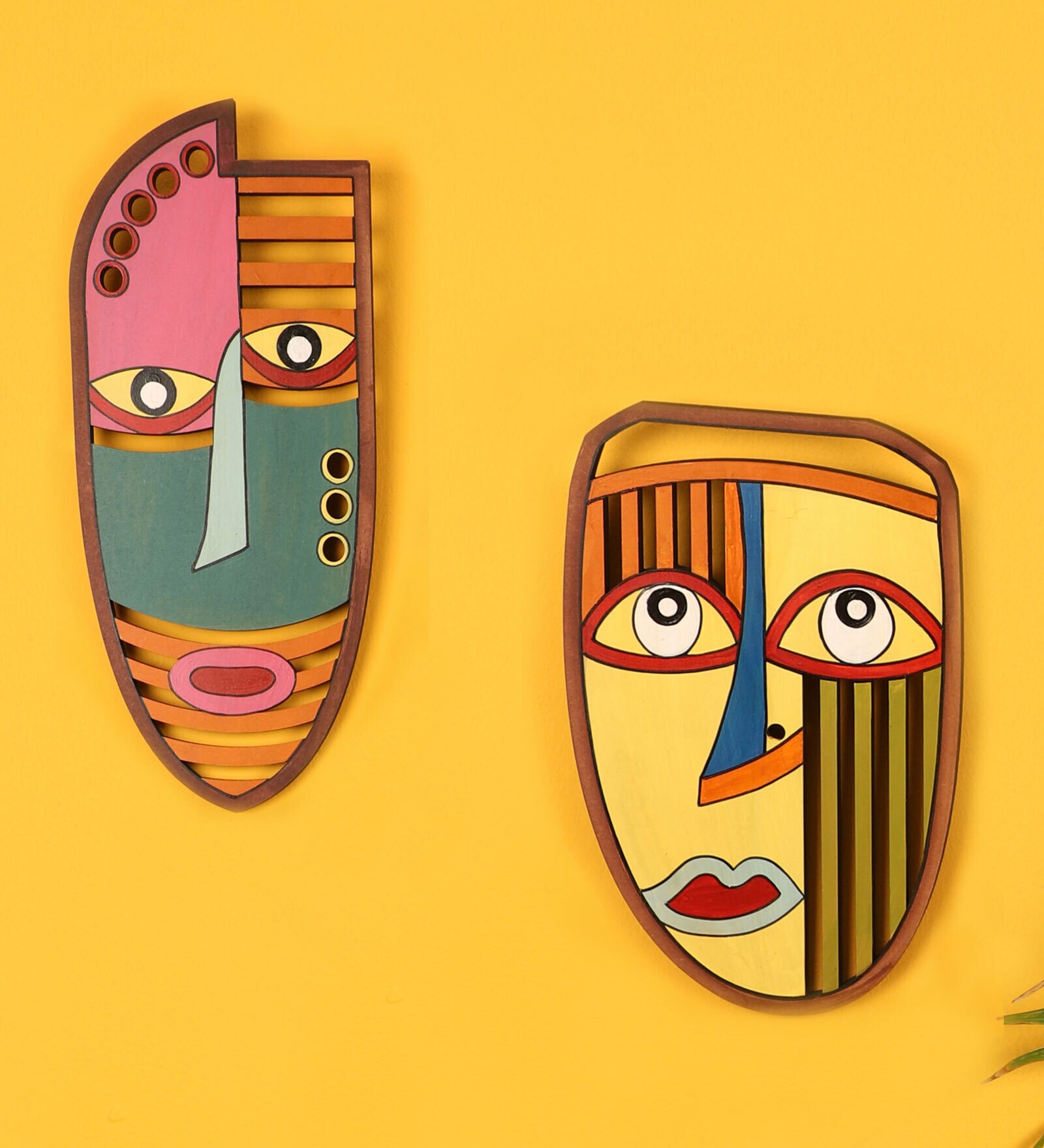 Friends Wall Decor Mask