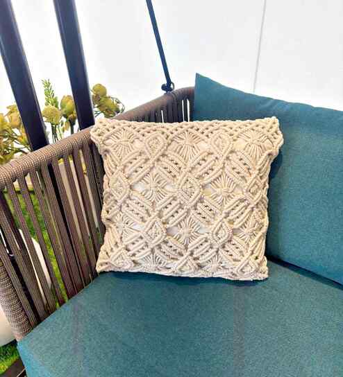 Ivory Fray 16x16 Inches Cushion Cover