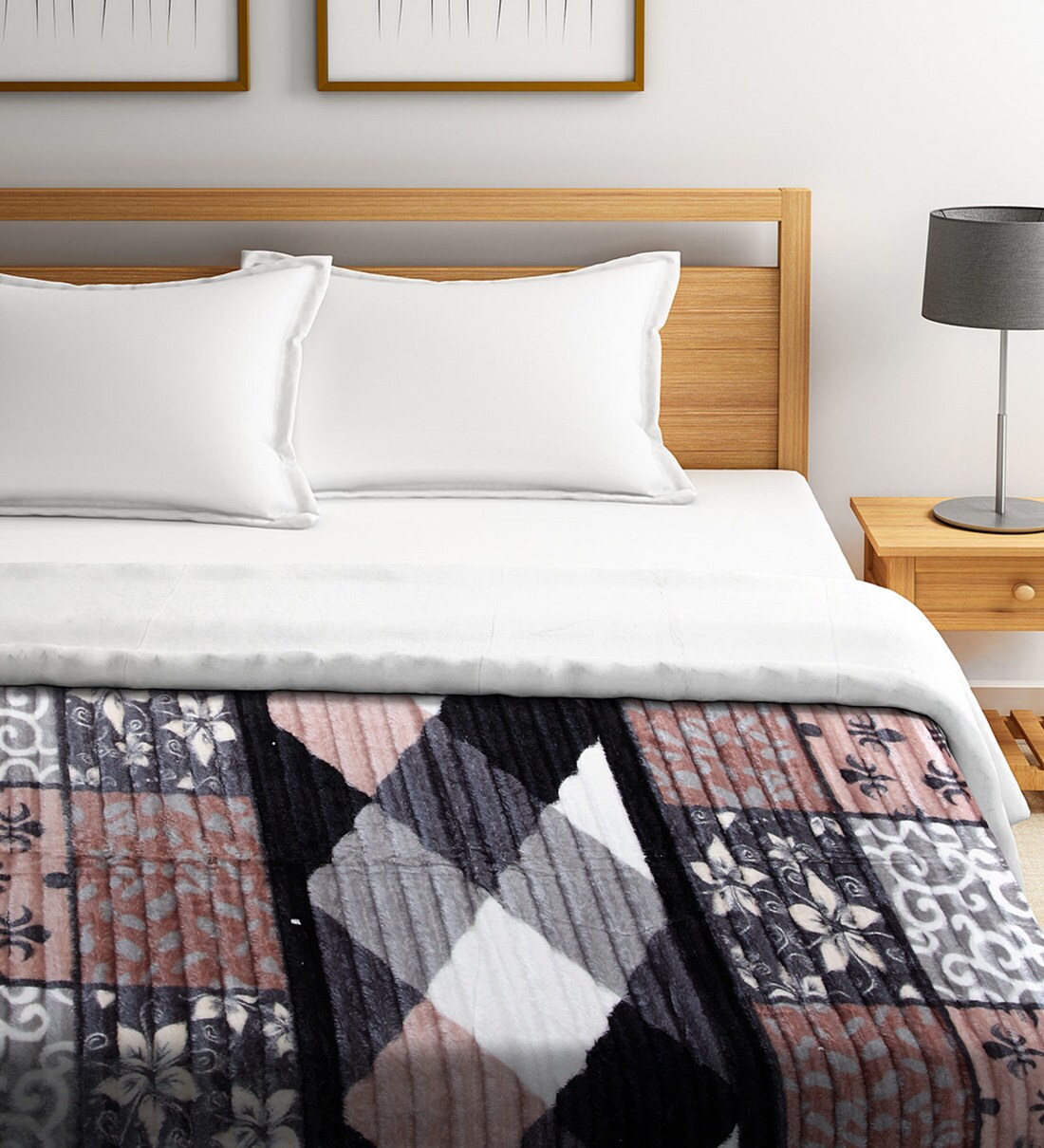 Buy Multicolor Mild Winter Double Bed 450 GSM Fur Comforter by Klotthe Online Floral Double