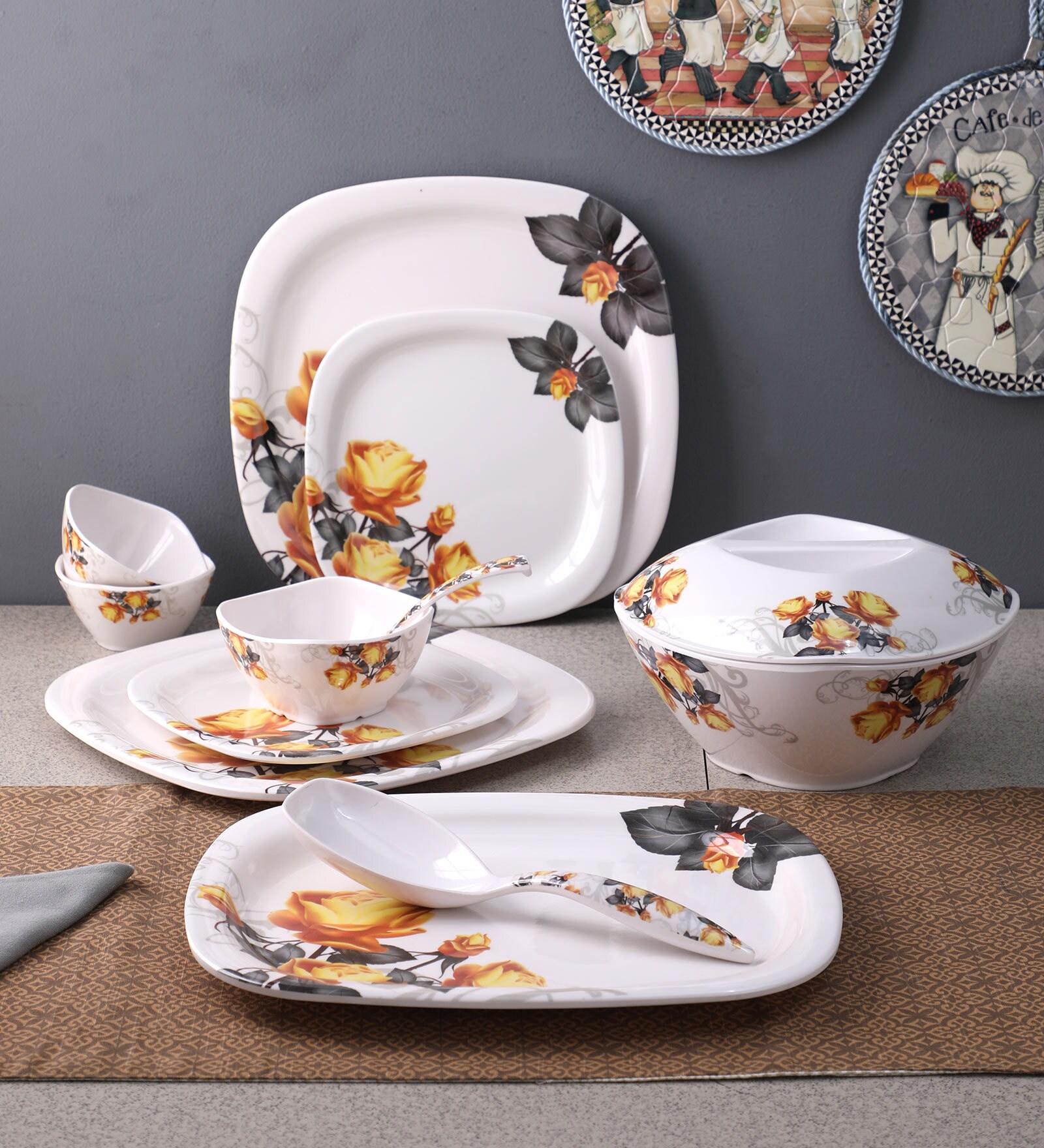 Lavish Gold Melamine 40 Pcs Dinner Set