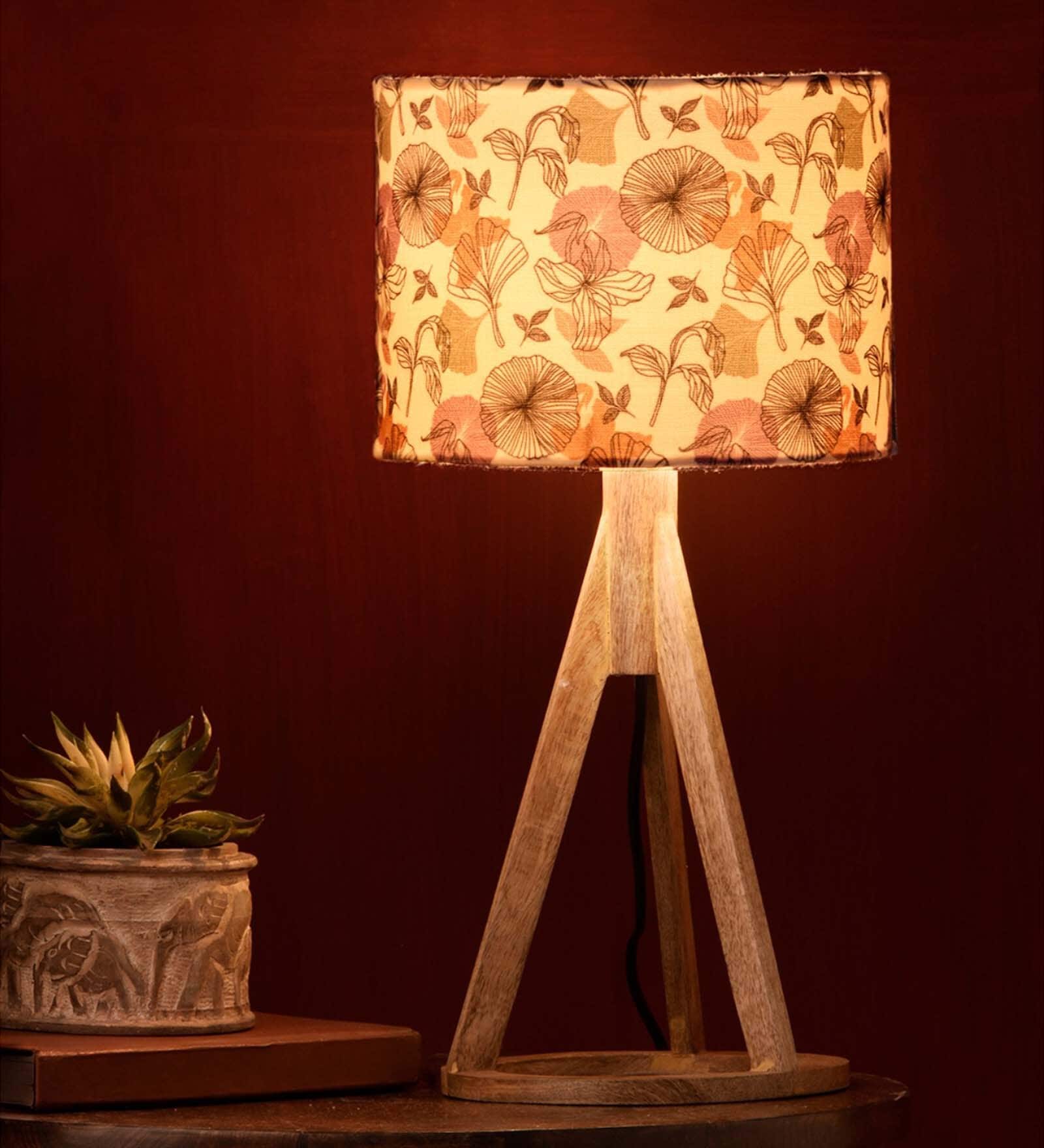 Gardenia Trio Wooden Lamp