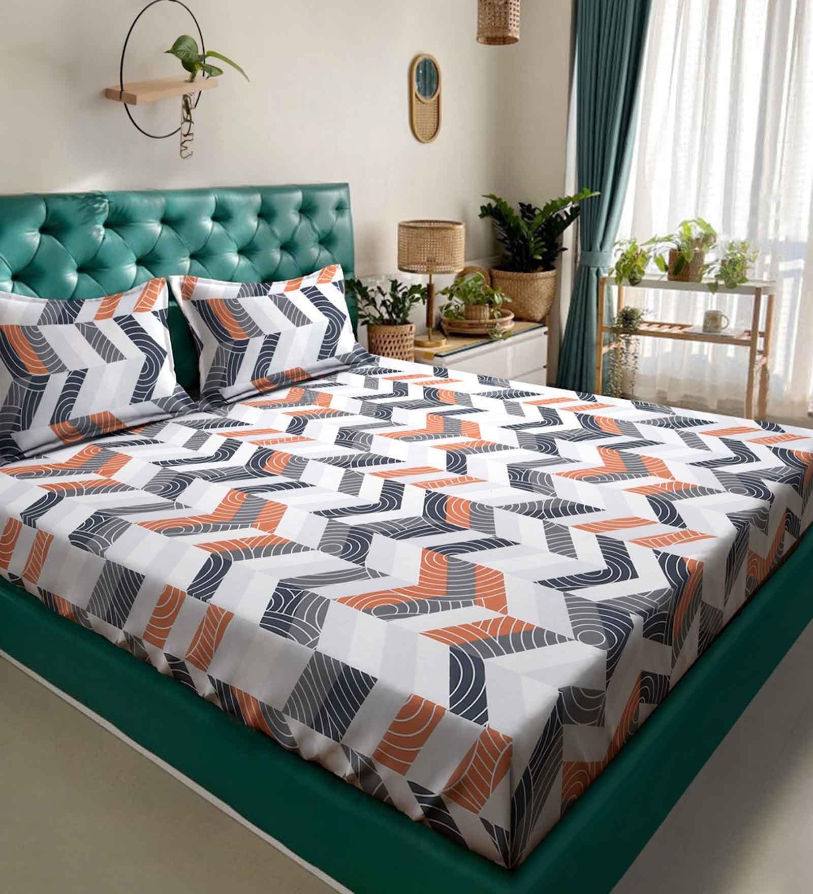 Geometric 300 TC Polycotton Queen Size Flat Bed Sheet With 2 Pillow Covers