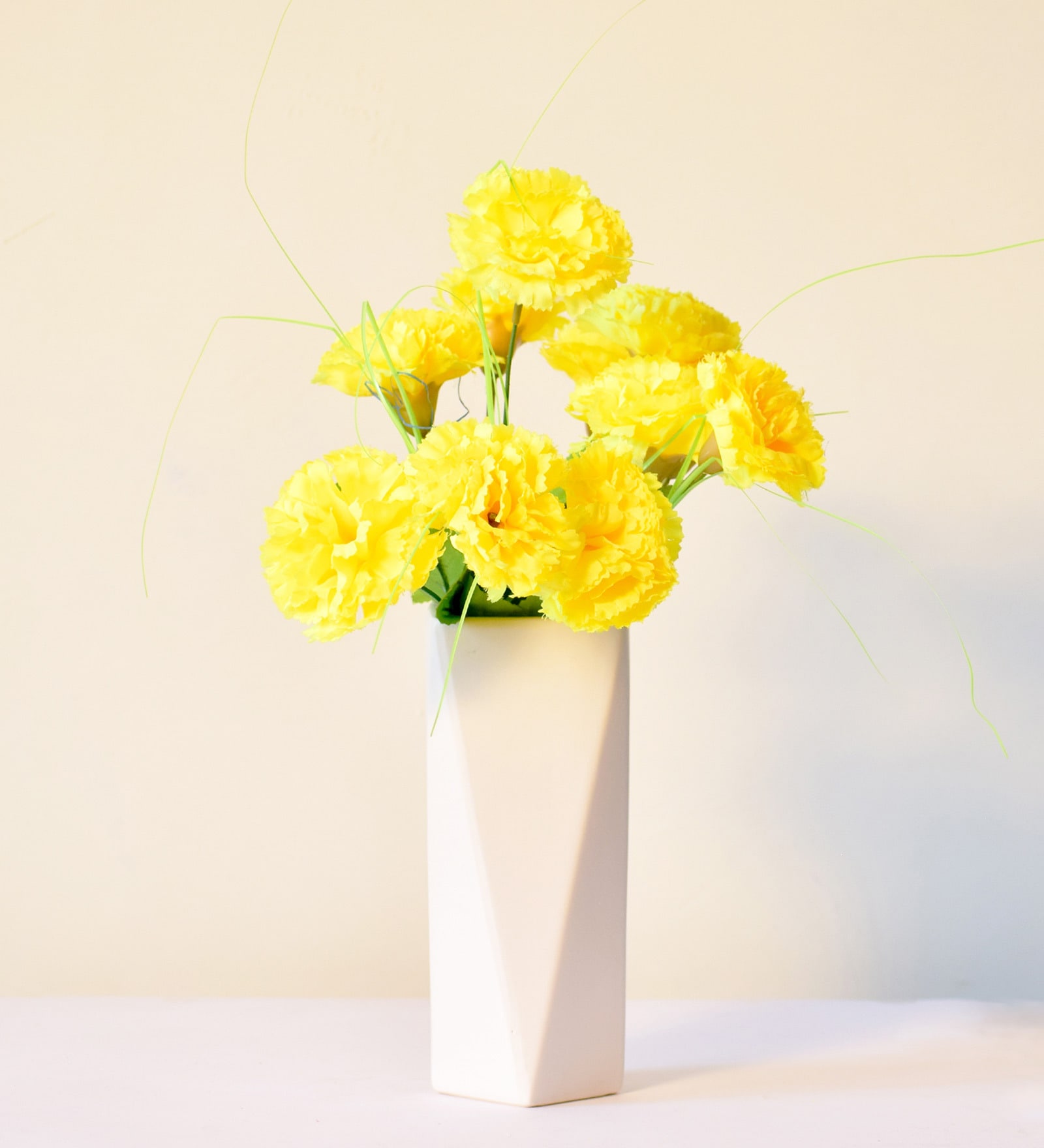 Geometric Ceramic Fangio Table Vase