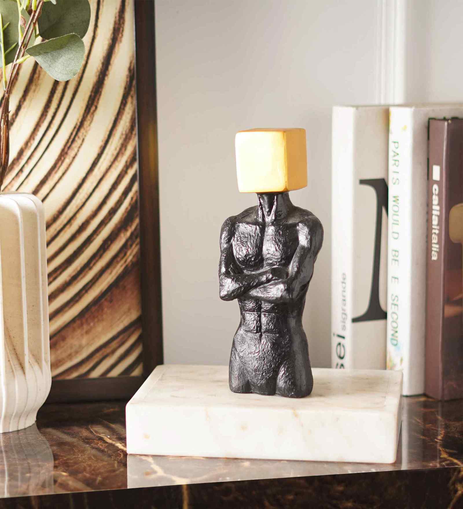 Geometric Marvel Muscle Craft Square Resin Showpiece (Grey)