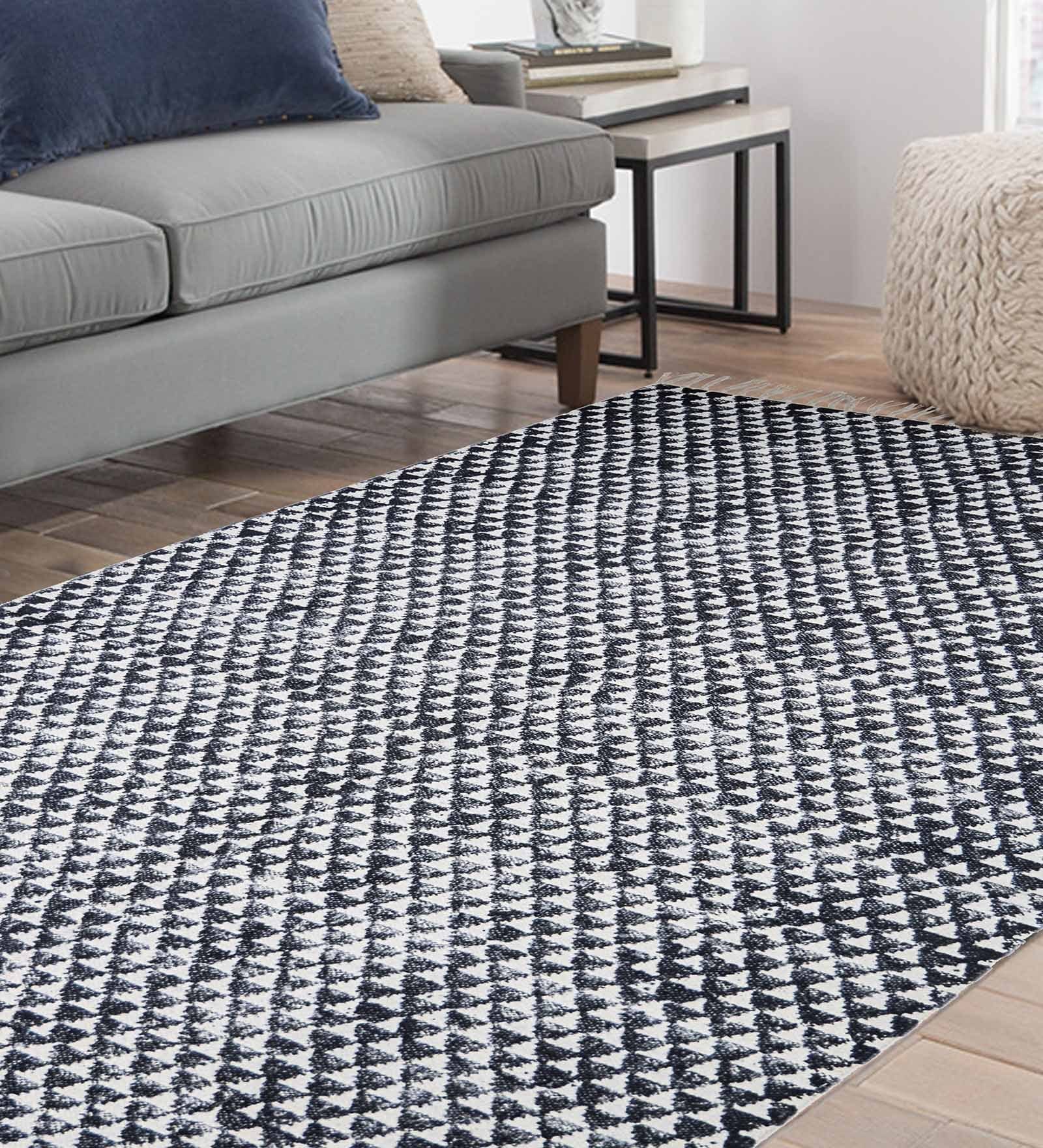 Harlequin Pattern Cotton Hand Woven 4 X 6 Feet Carpet