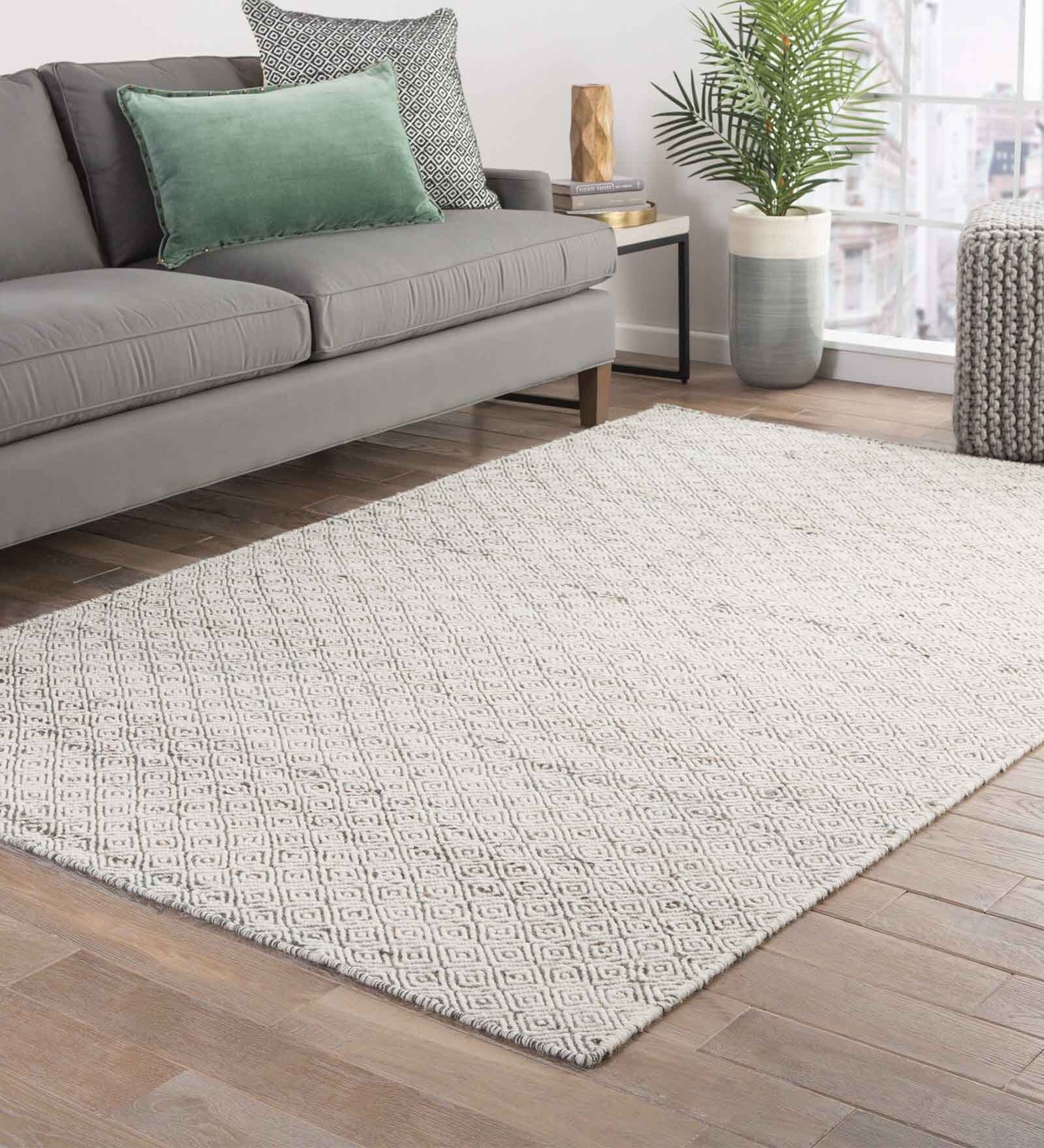 White Wool & Jute Geometrical 8 x 10 Feet Hand Woven Carpet