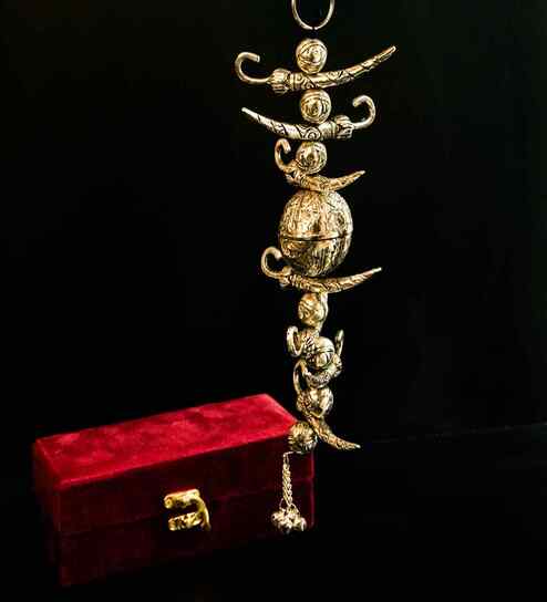 German Silver Nazar Battu(7 Chillies &1 Lemon)