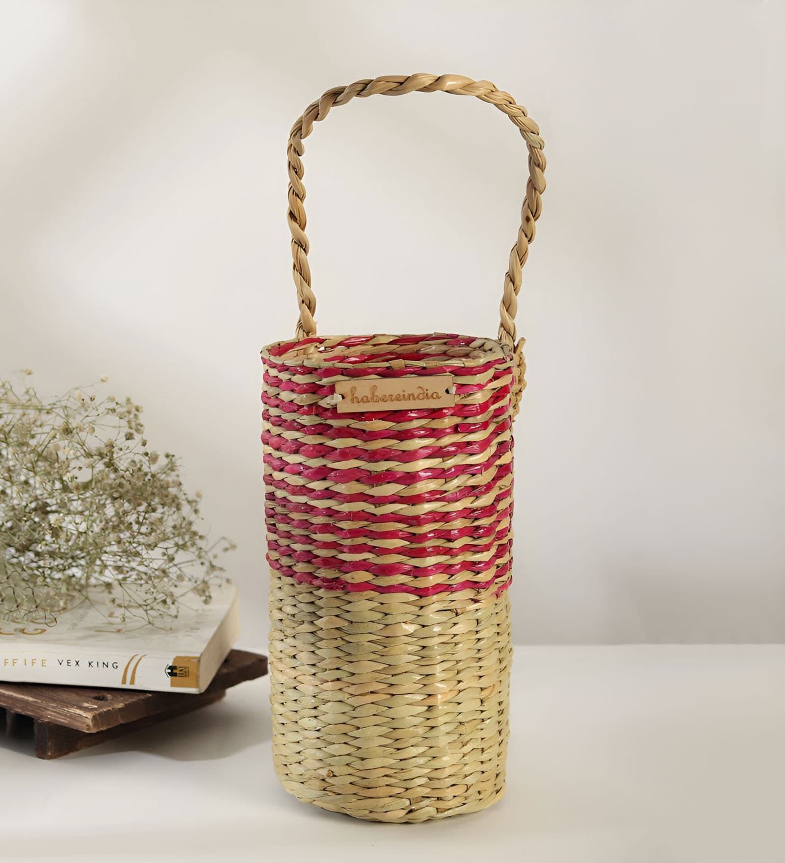 (1Pc) Pink Straw Handwoven & Eco-Friendly Bottle Holder