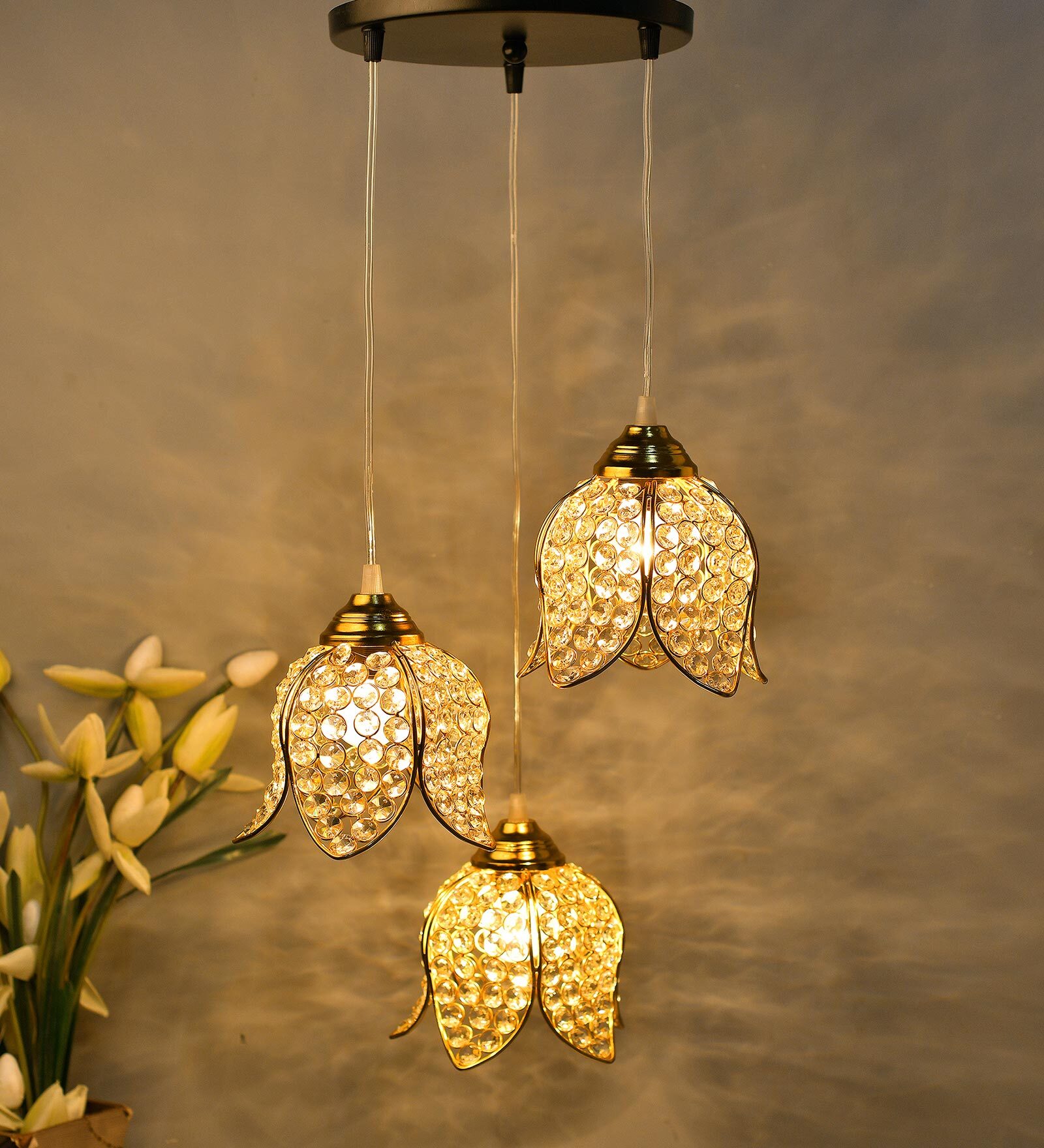 Gladus Gold Metal Cluster Hanging Light