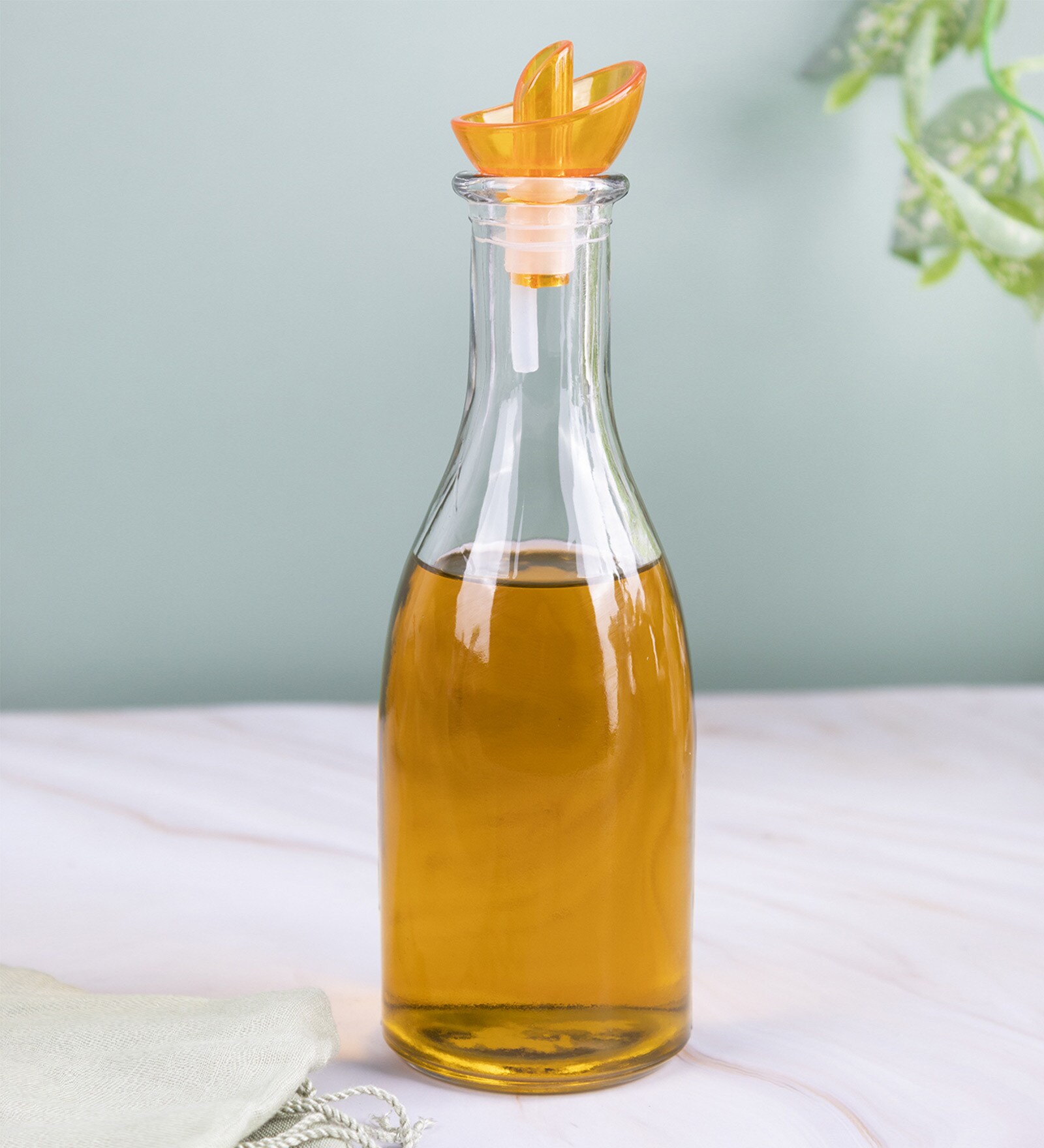 Buy Glass Orange Oil Dispenser 280 Ml By Market 99 at 78 OFF by Market 99 Pepperfry