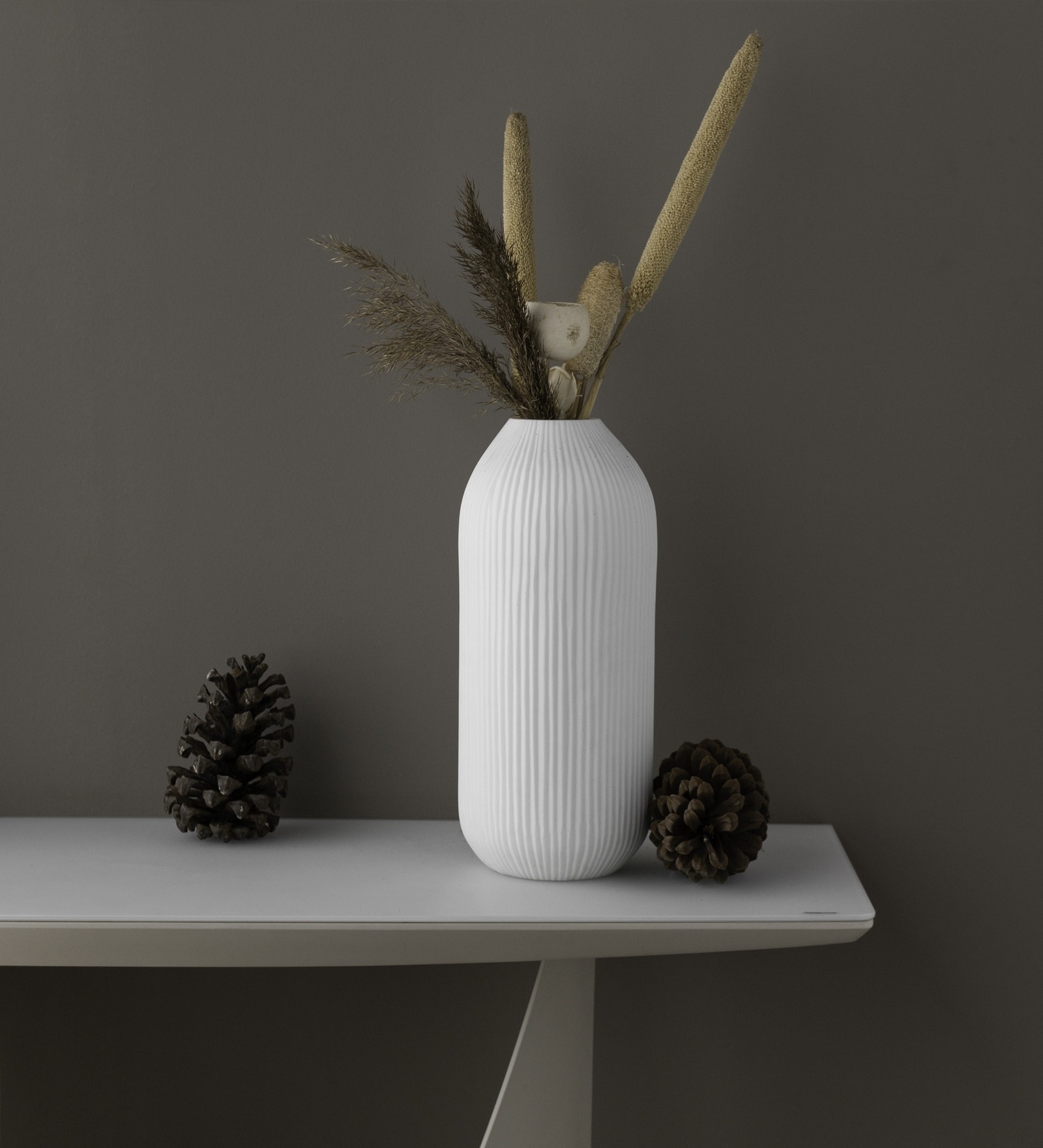 White Sleek Elegance Small Glass Vase