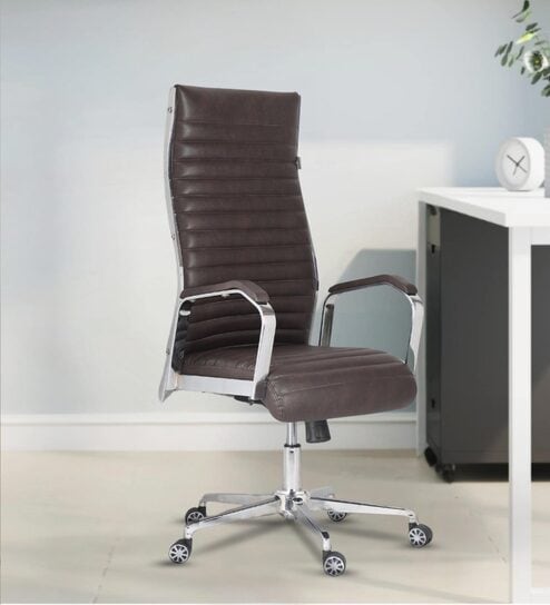 Buy Herp Executive Chair in Black Colour at 35 OFF by Workspace