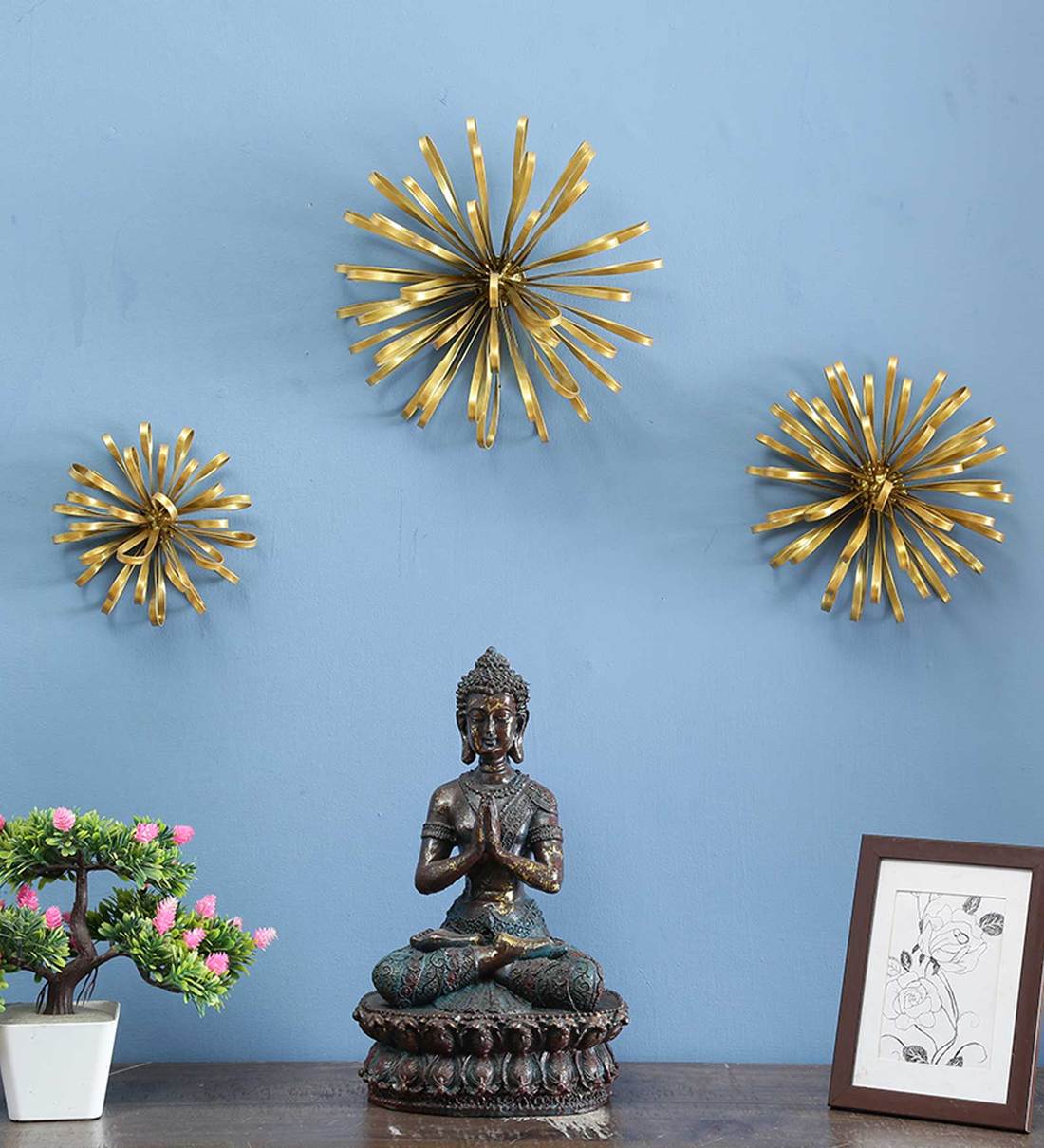 Buy Gold Ace Metal Wall Art Set Of 3 By Vedas Online Floral Metal Art Metal Wall Art Home Decor Pepperfry Product