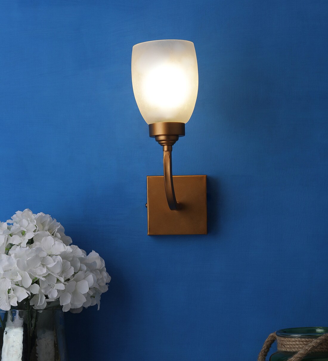 Buy Gold Metal Wall Light by Eliante by Jainsons Lights at 55 OFF by