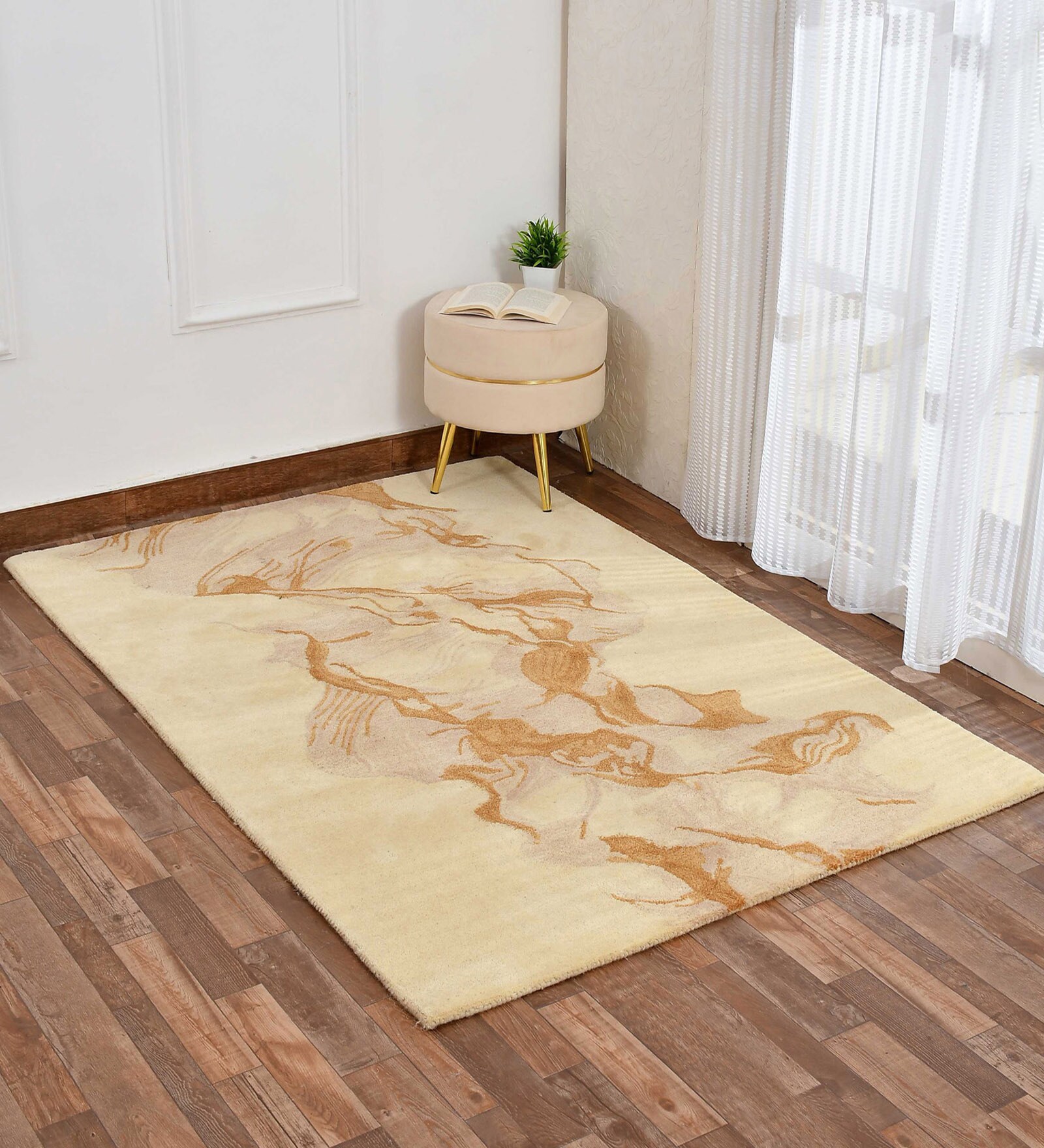 Gold Abstract Wool 6 ft x 9 ft Hand Tufted Carpet