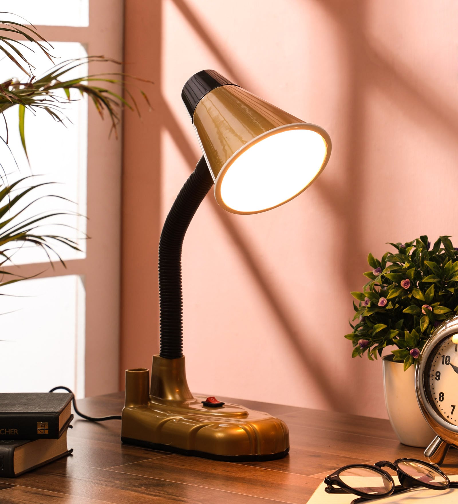 Chic Gold Adjustable Study Lamp With Plastic Base