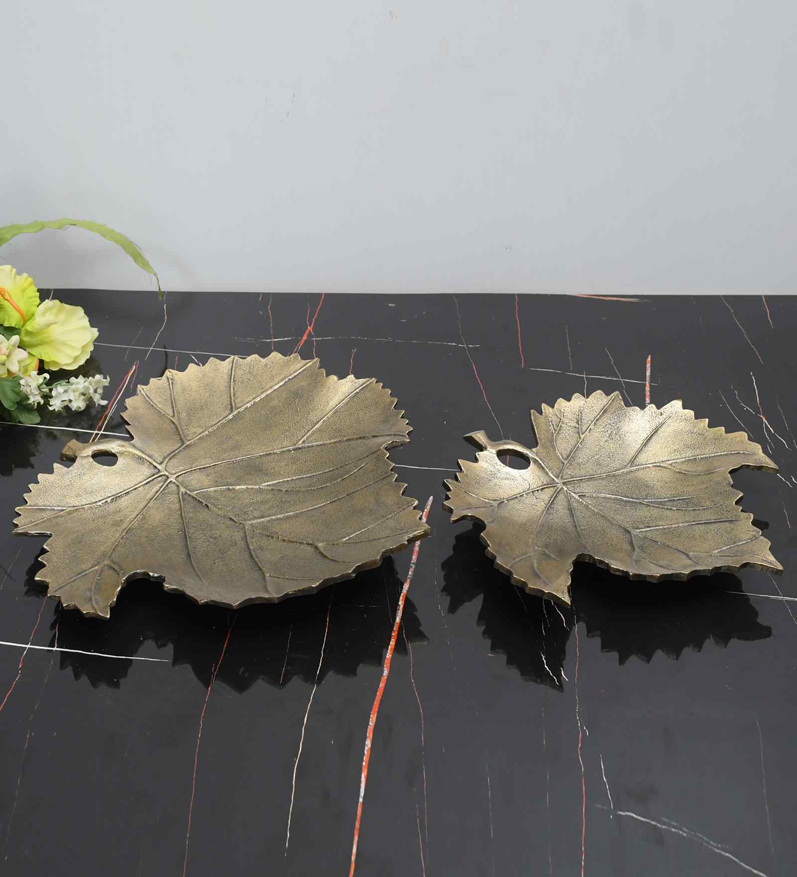Gold Antique Maple Platter Set