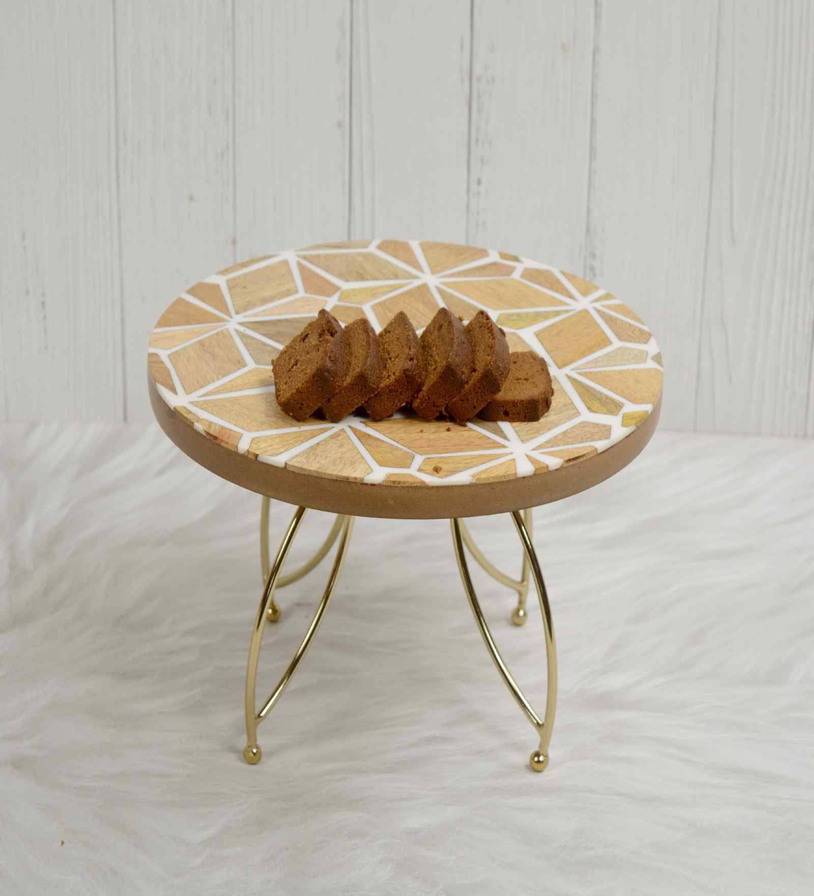 Gold Charm Rise Decorative Cake Stand