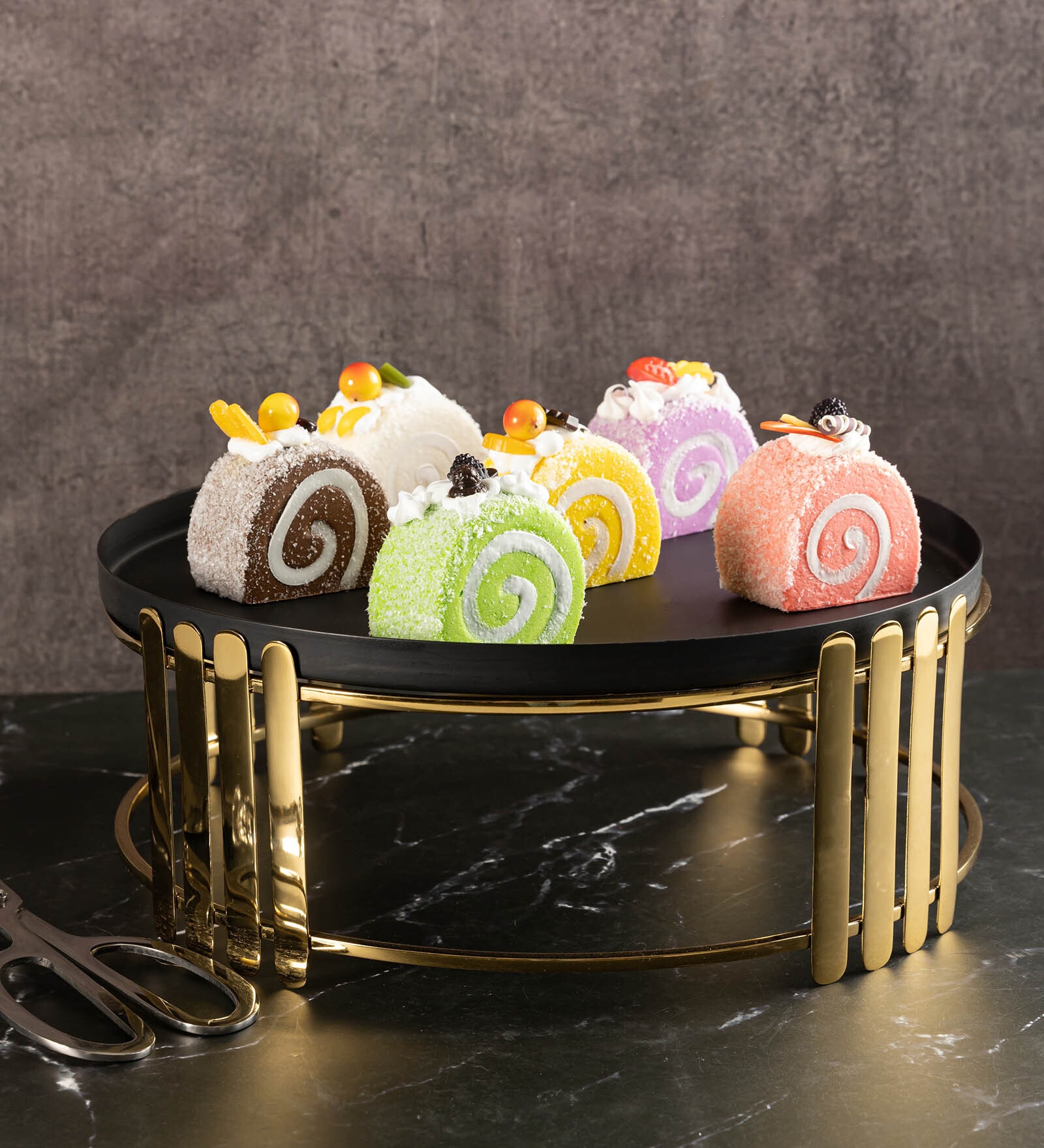 Classic Gold and Black Metal Cake Stand