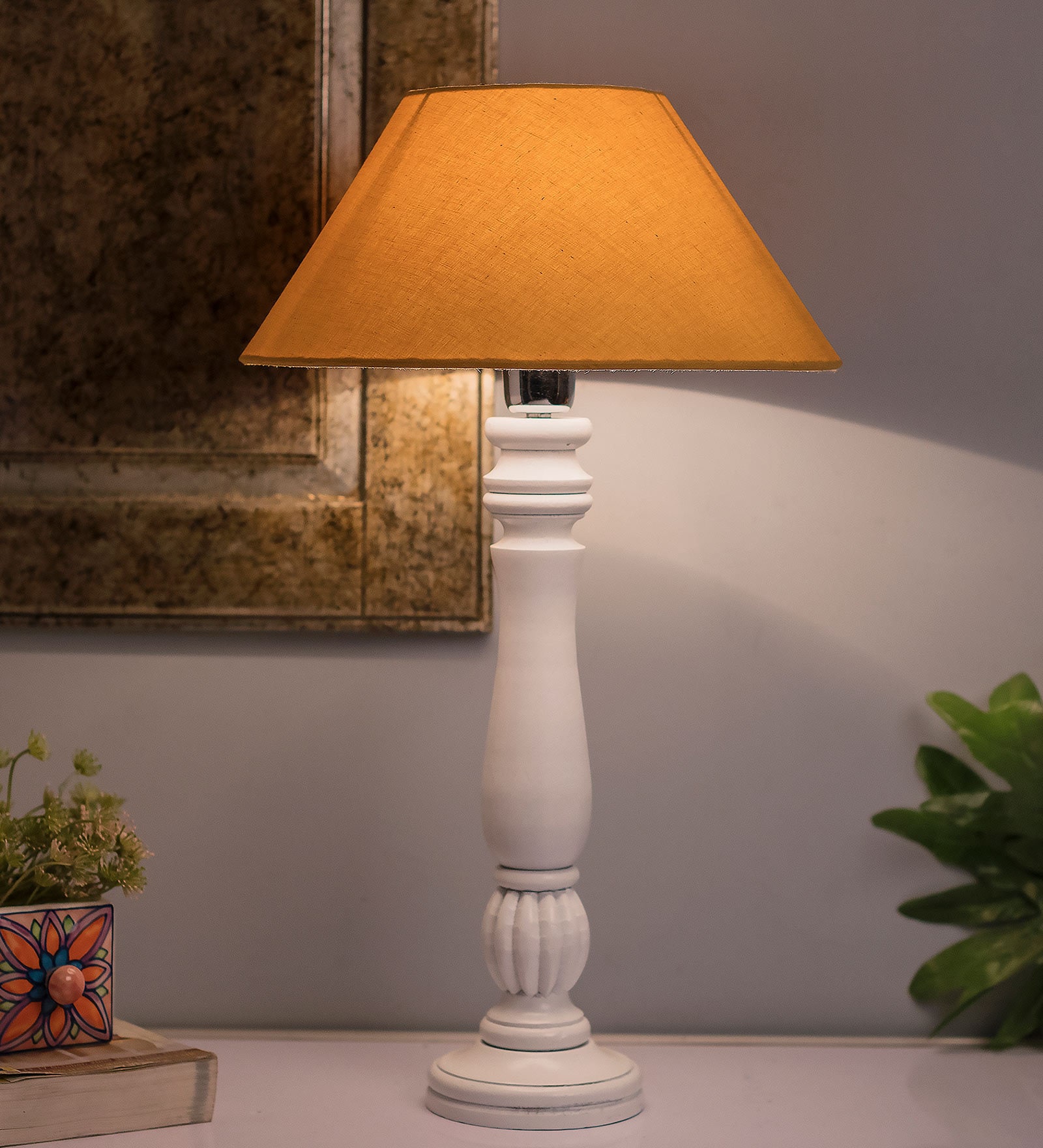 Gold Fabric Classic Victorian Table Lamp