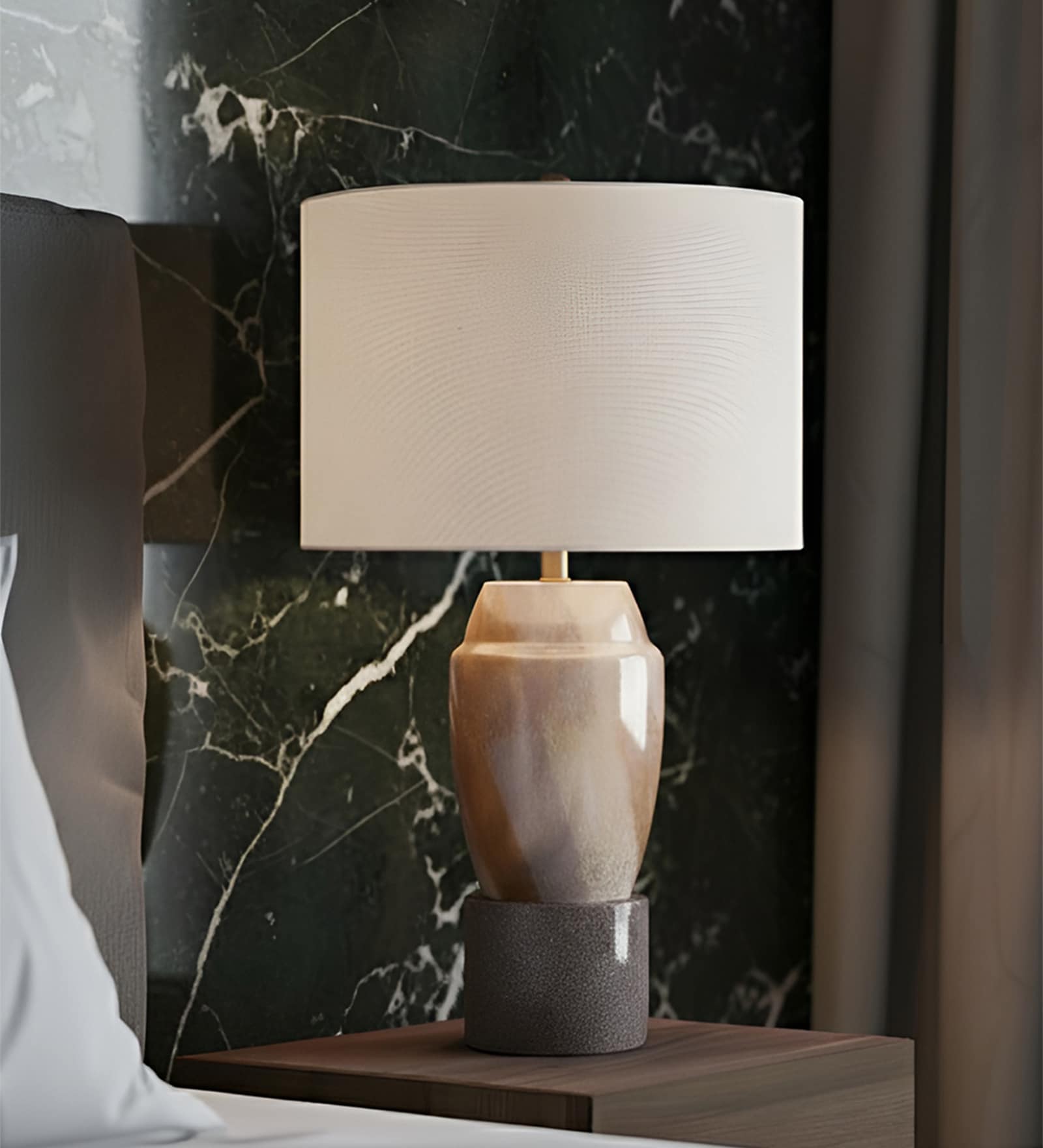 Gold Glass Eclipse Elegance table lamp
