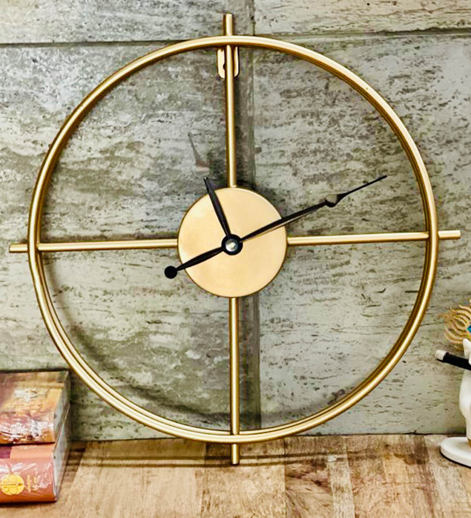 Gold Iron Analog Novelty Wall Clock