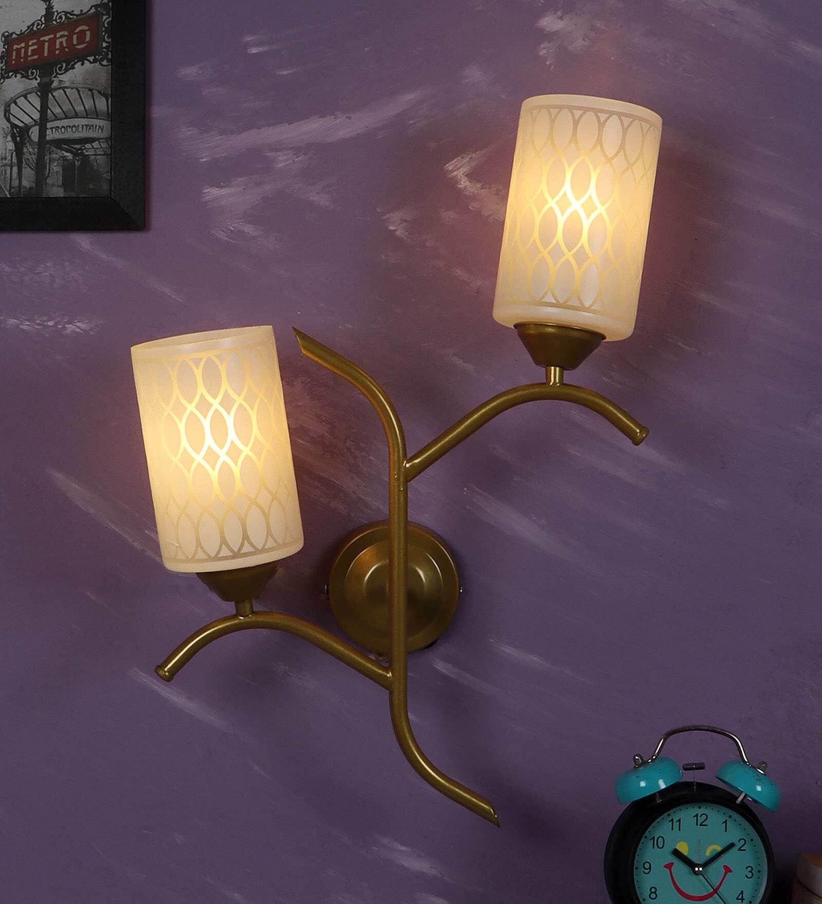 Plazo Metal Novelty Wall Light (Gold)