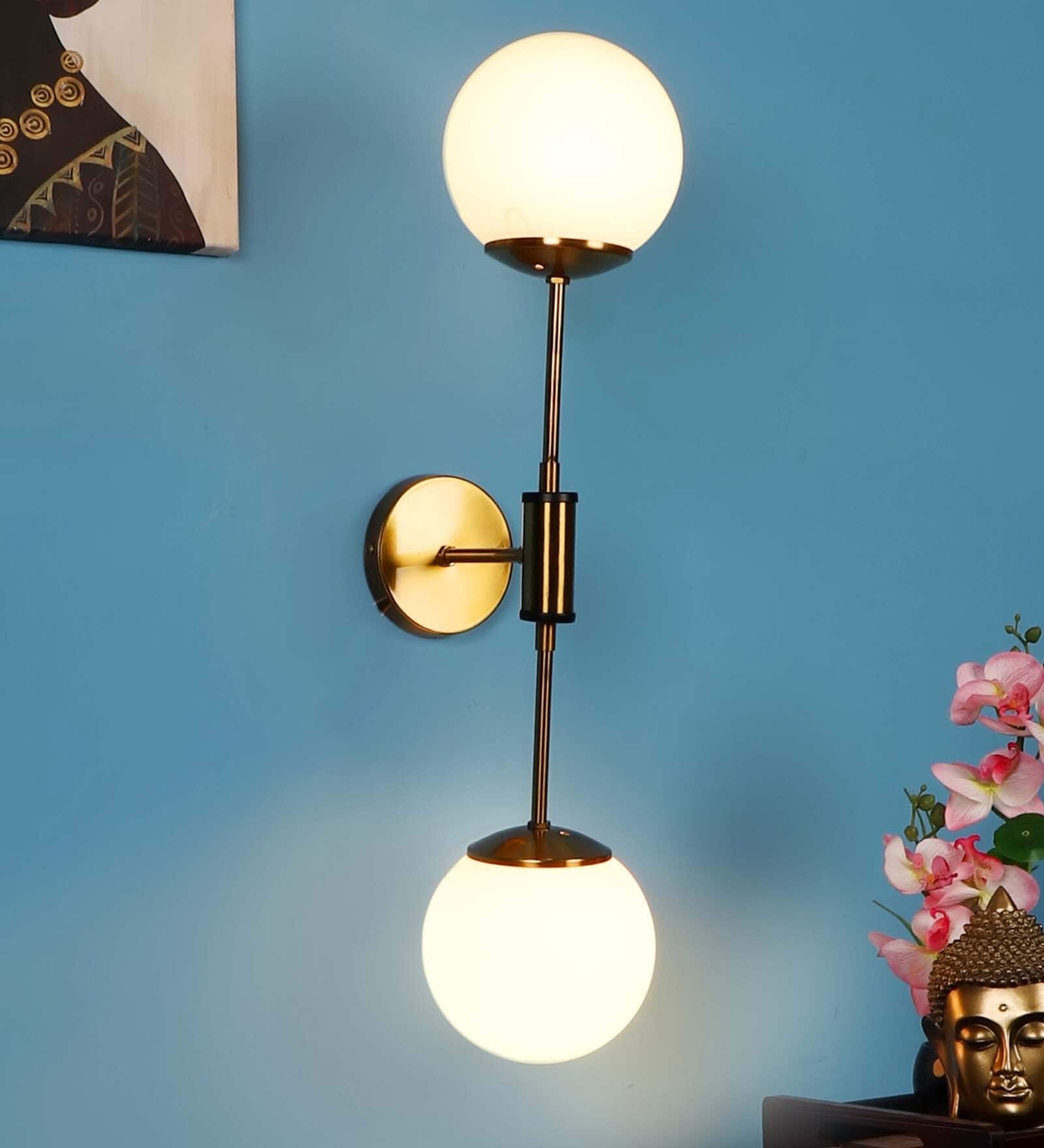 Starlet Metal Novelty Wall Light (Antique Gold)