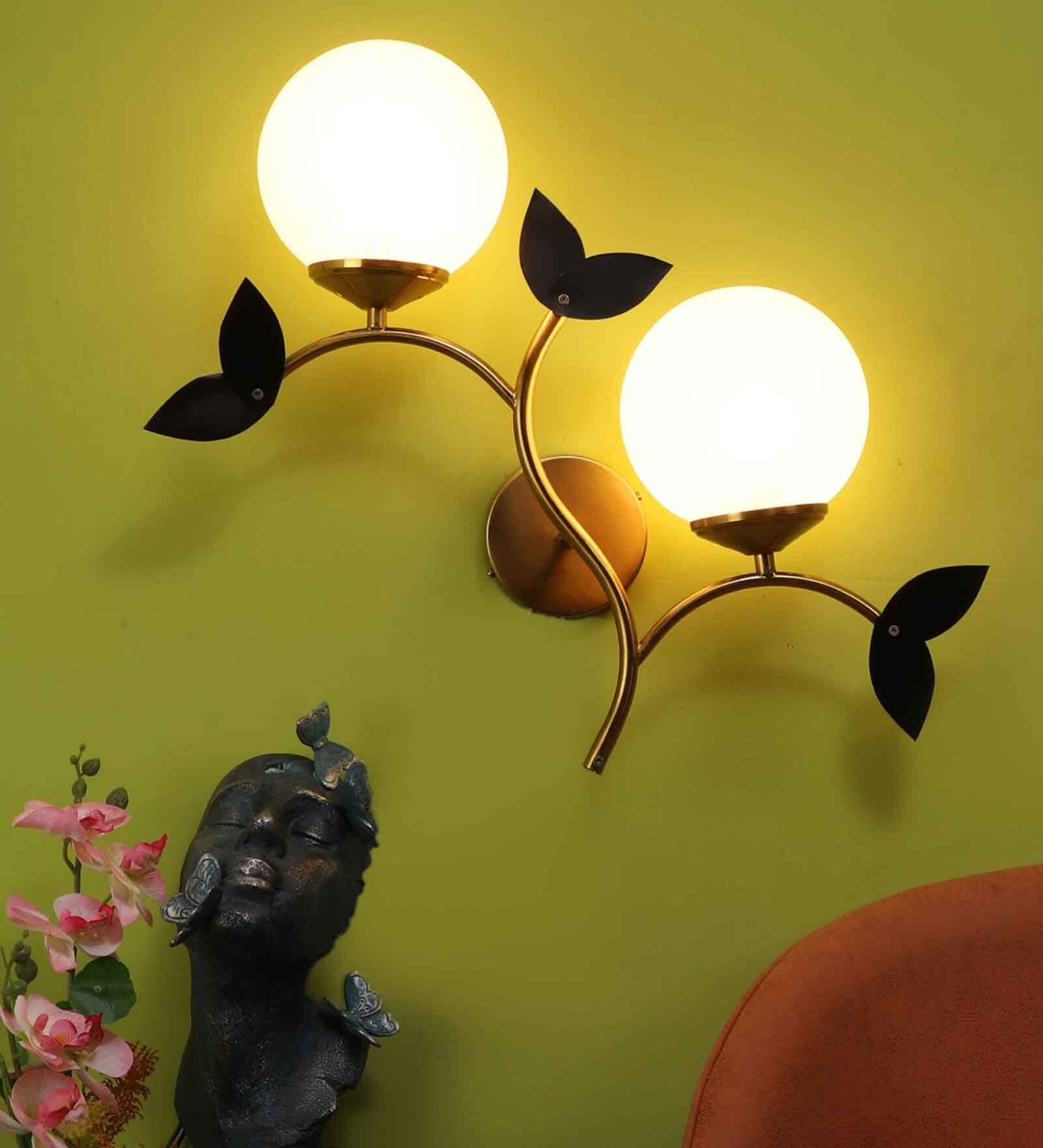 Jacinda Metal Novelty Wall Light (Gold)
