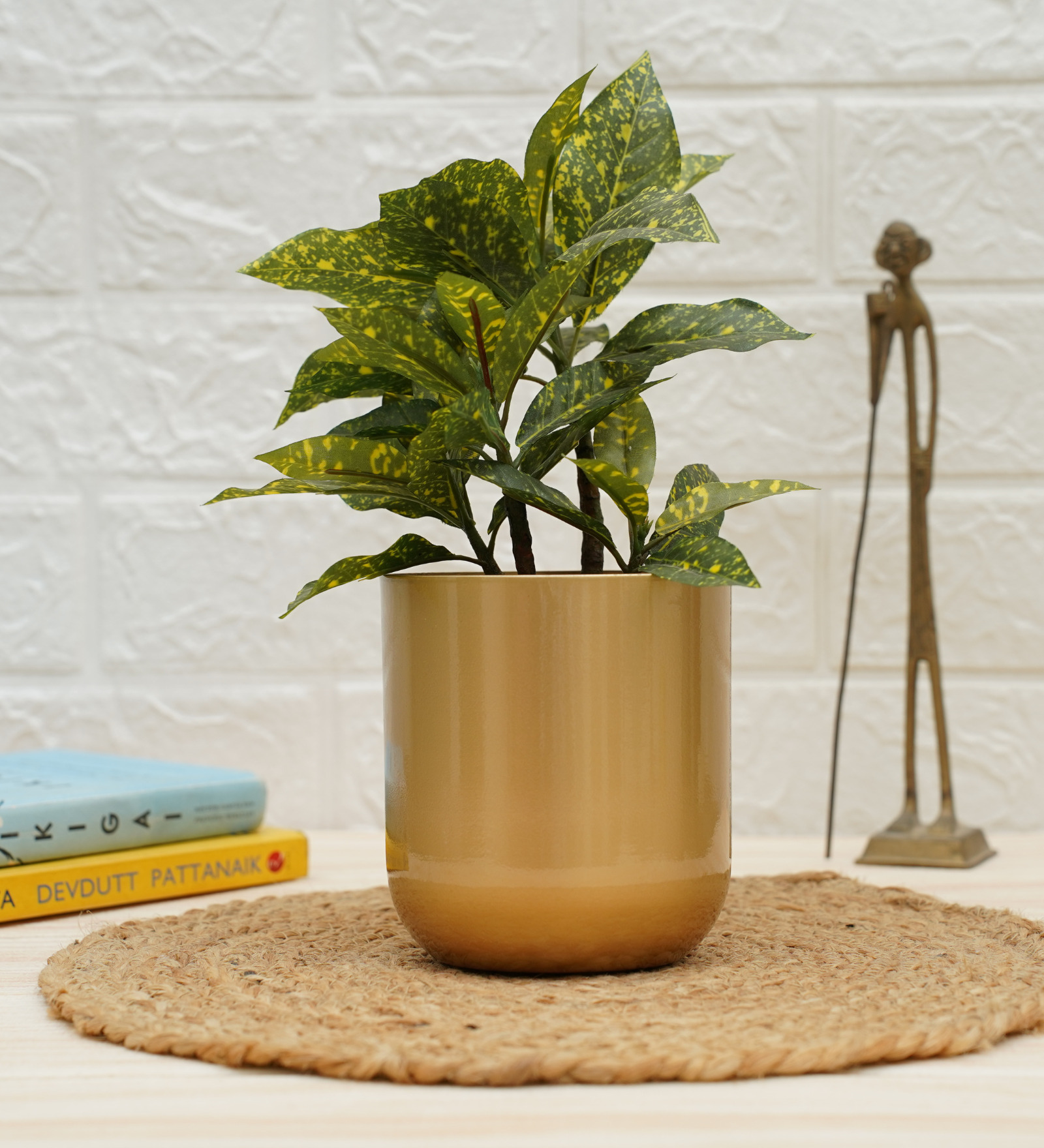 Gold Metal Desk Pot