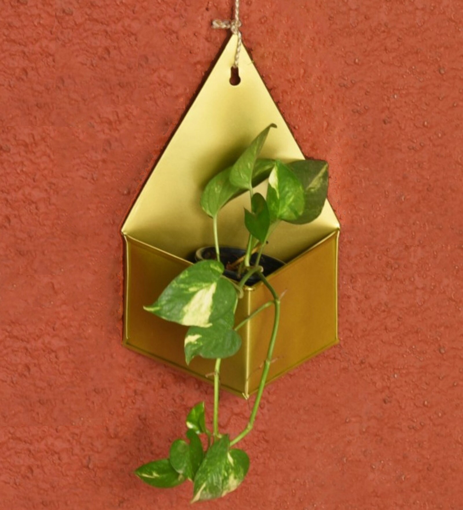 Gold Metal Diamond Shaped Hanging Planter