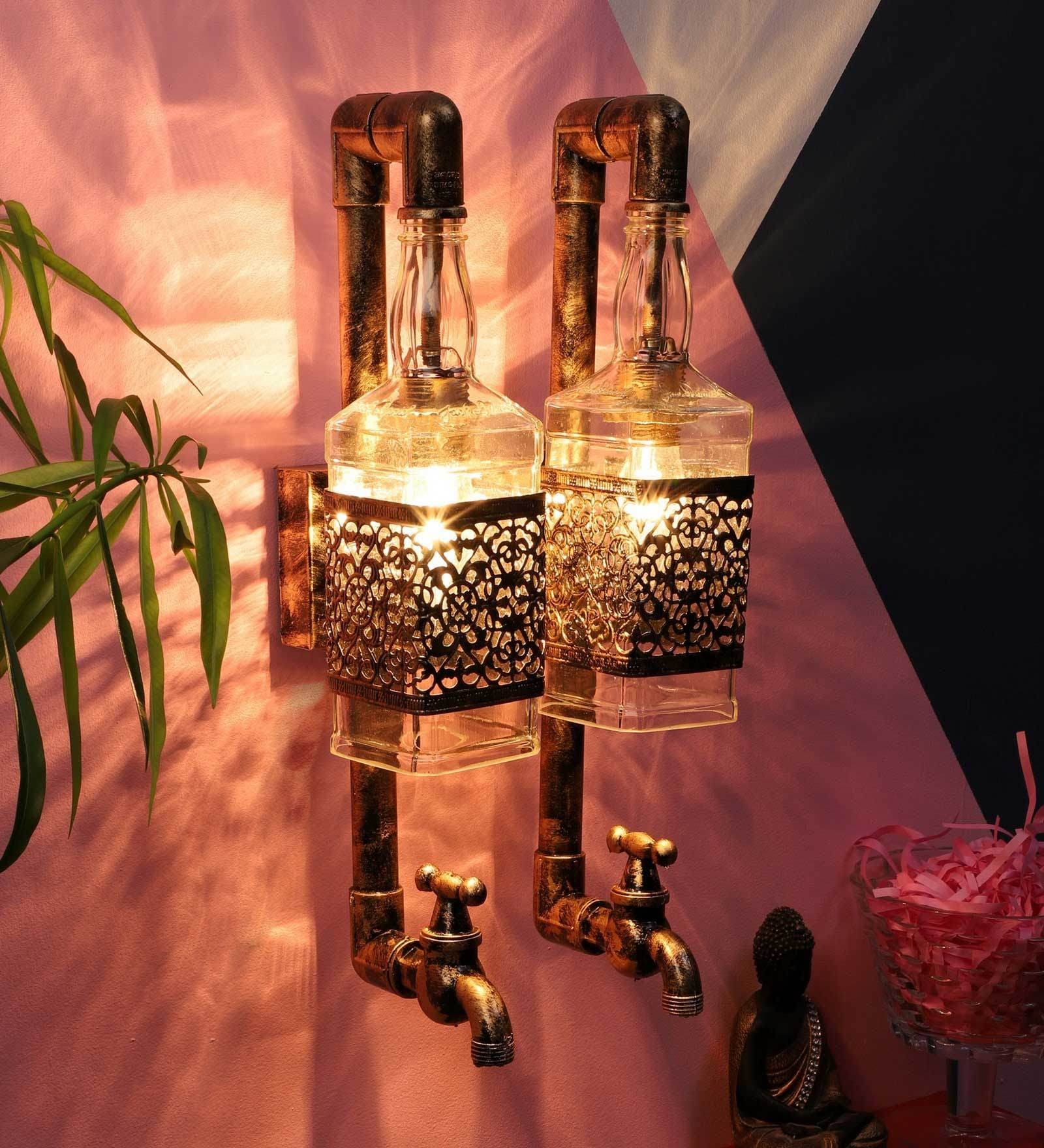 Gold Metal Novelty Wall Light (Brass)