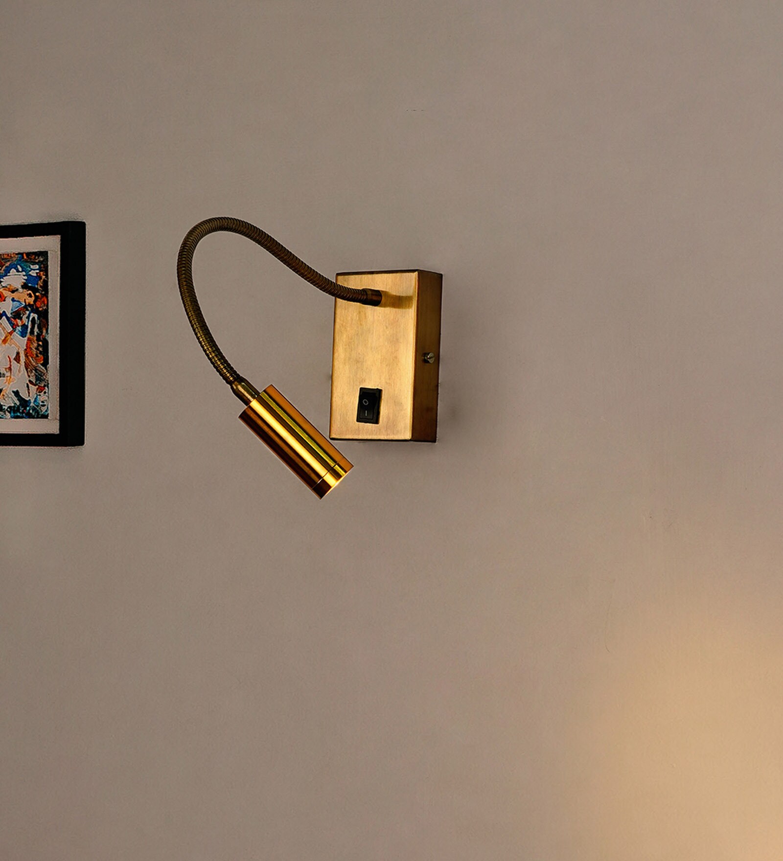 Roman Metal LED Spot Light (Gold)