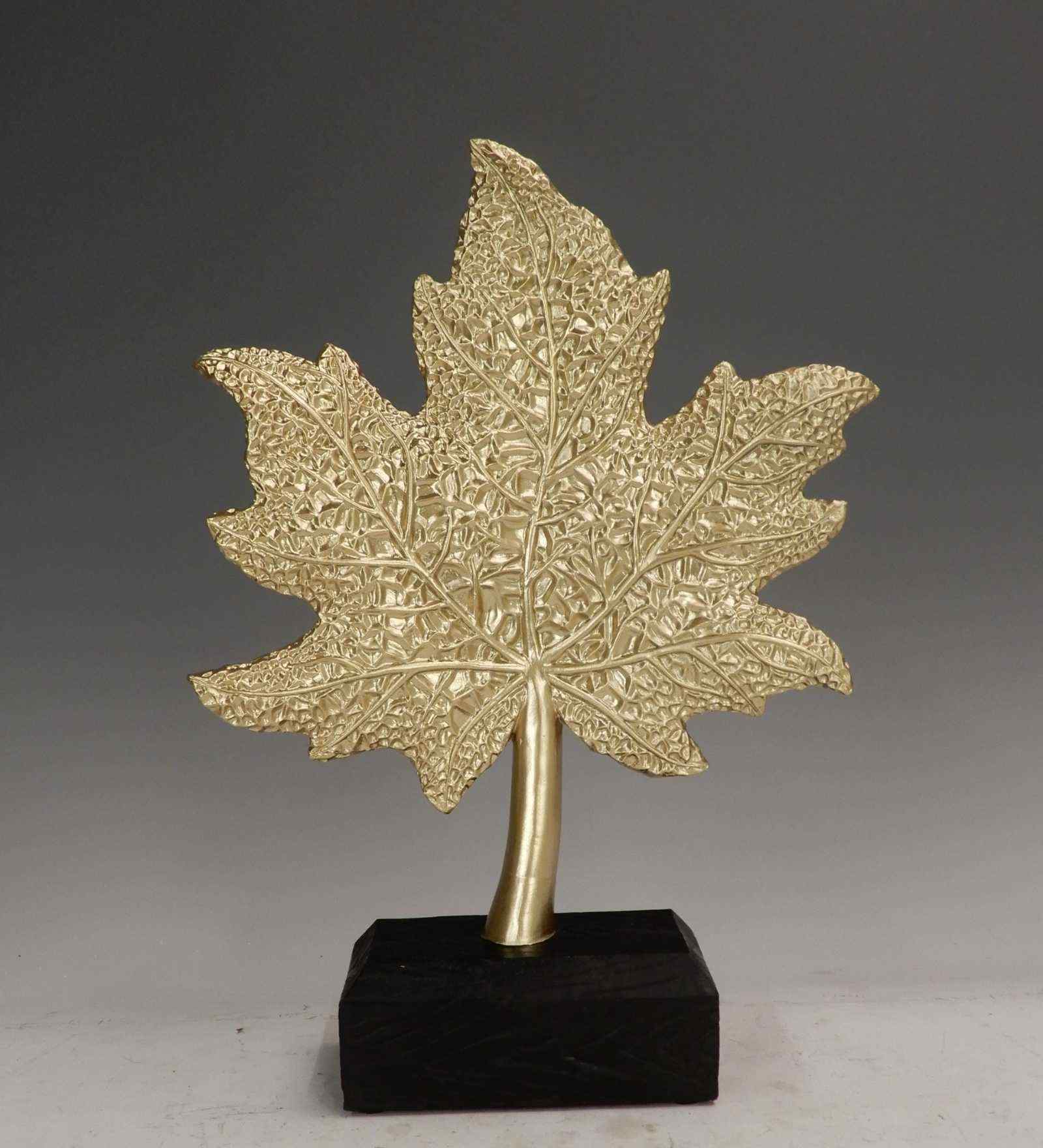Gold Resin & Metal Maple Leaf