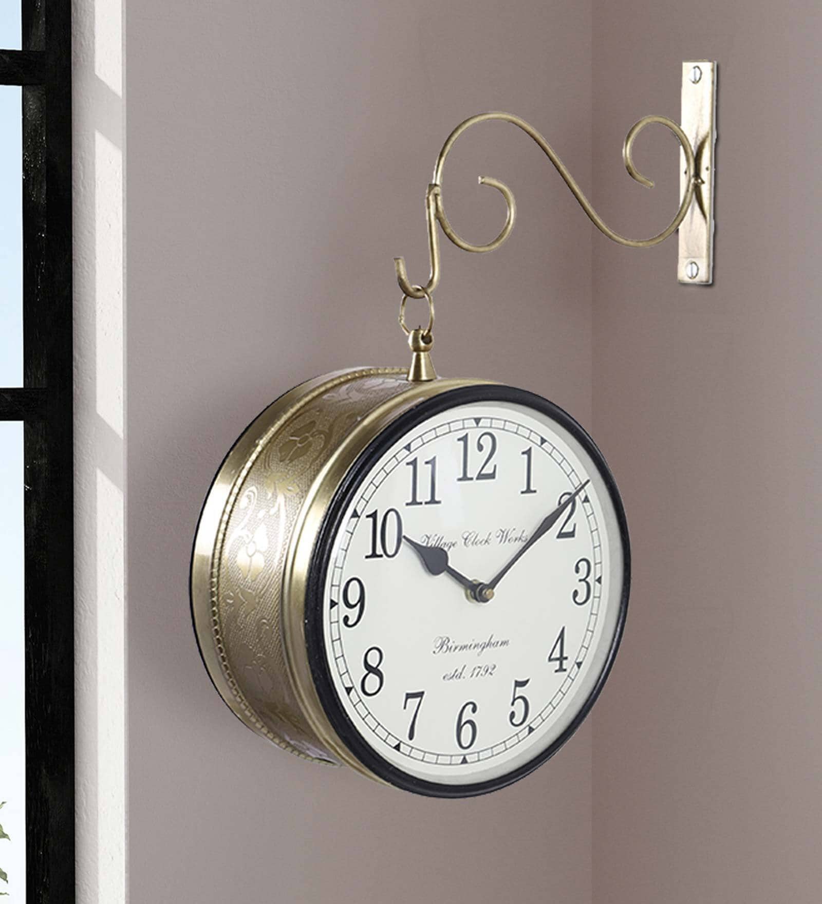 Gold Brass Lick Platform Clock