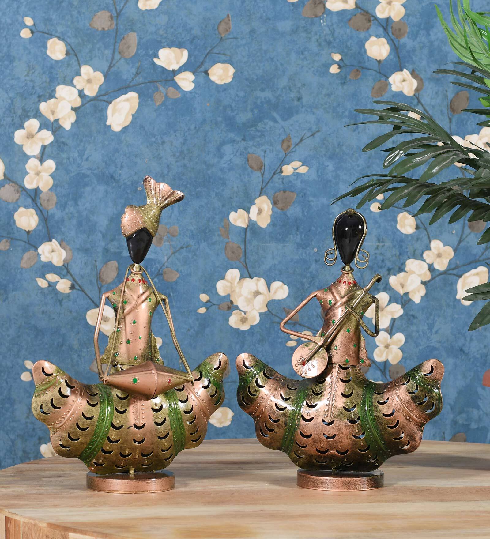 Golden Metal Couple Figurine In Golden Colour