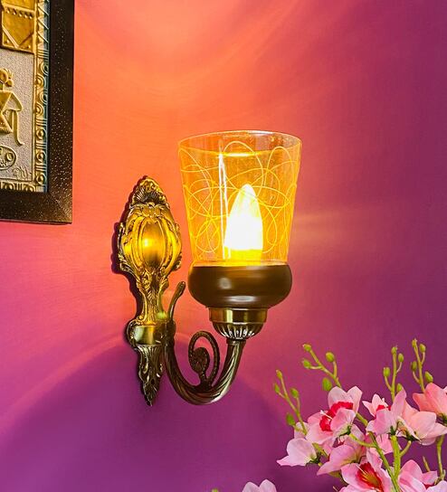 Gold B22 holder Metal & Glass Uplight Wall Scone
