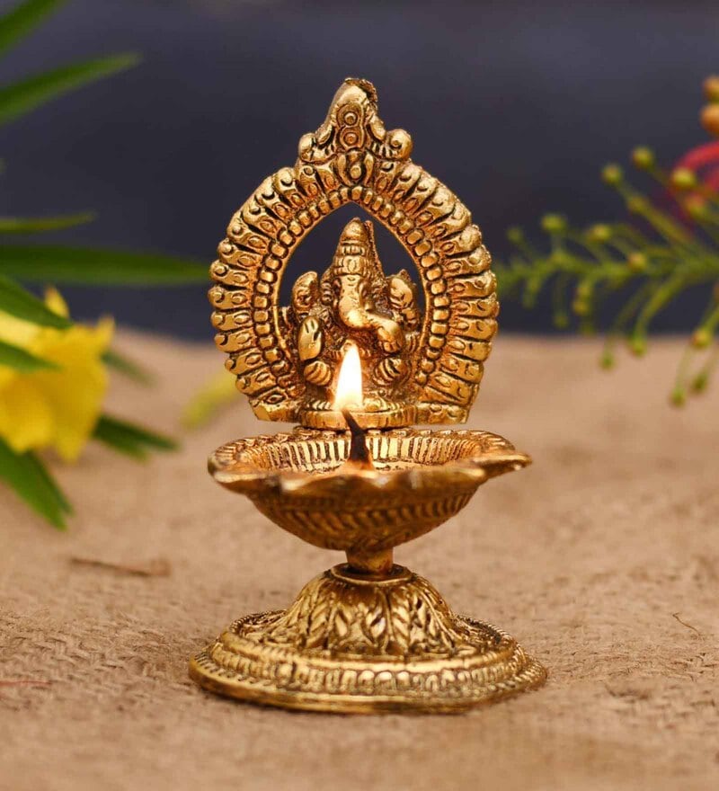 decorative metal diyas