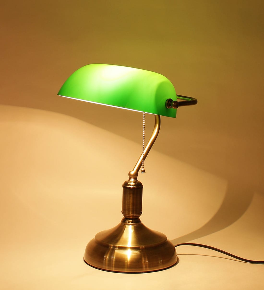 Buy Green Glass Shade Study Lamp With Silver Base By Kapoor E Illuminations Online Study Lamps